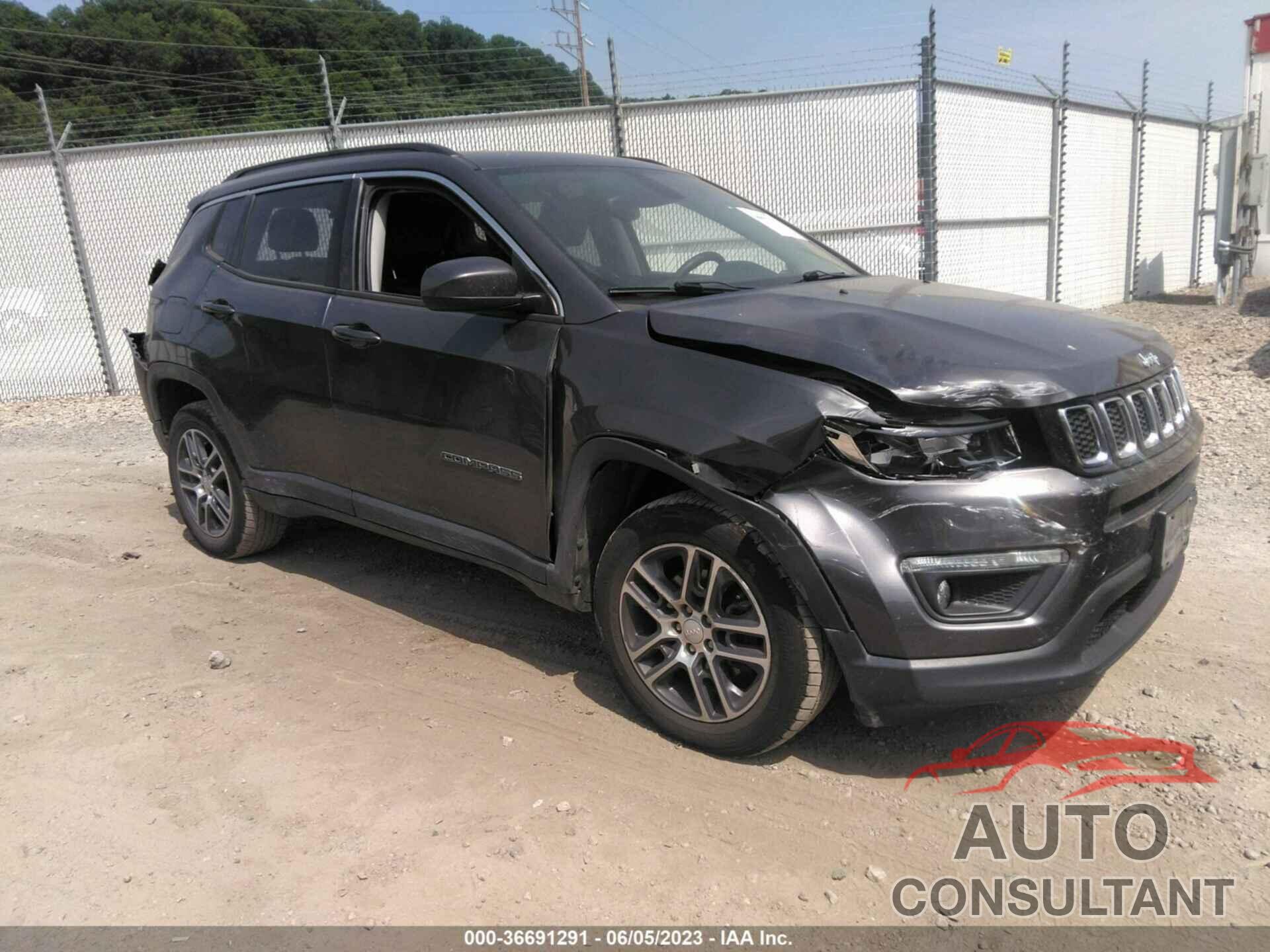 JEEP COMPASS 2018 - 3C4NJDBB2JT400994