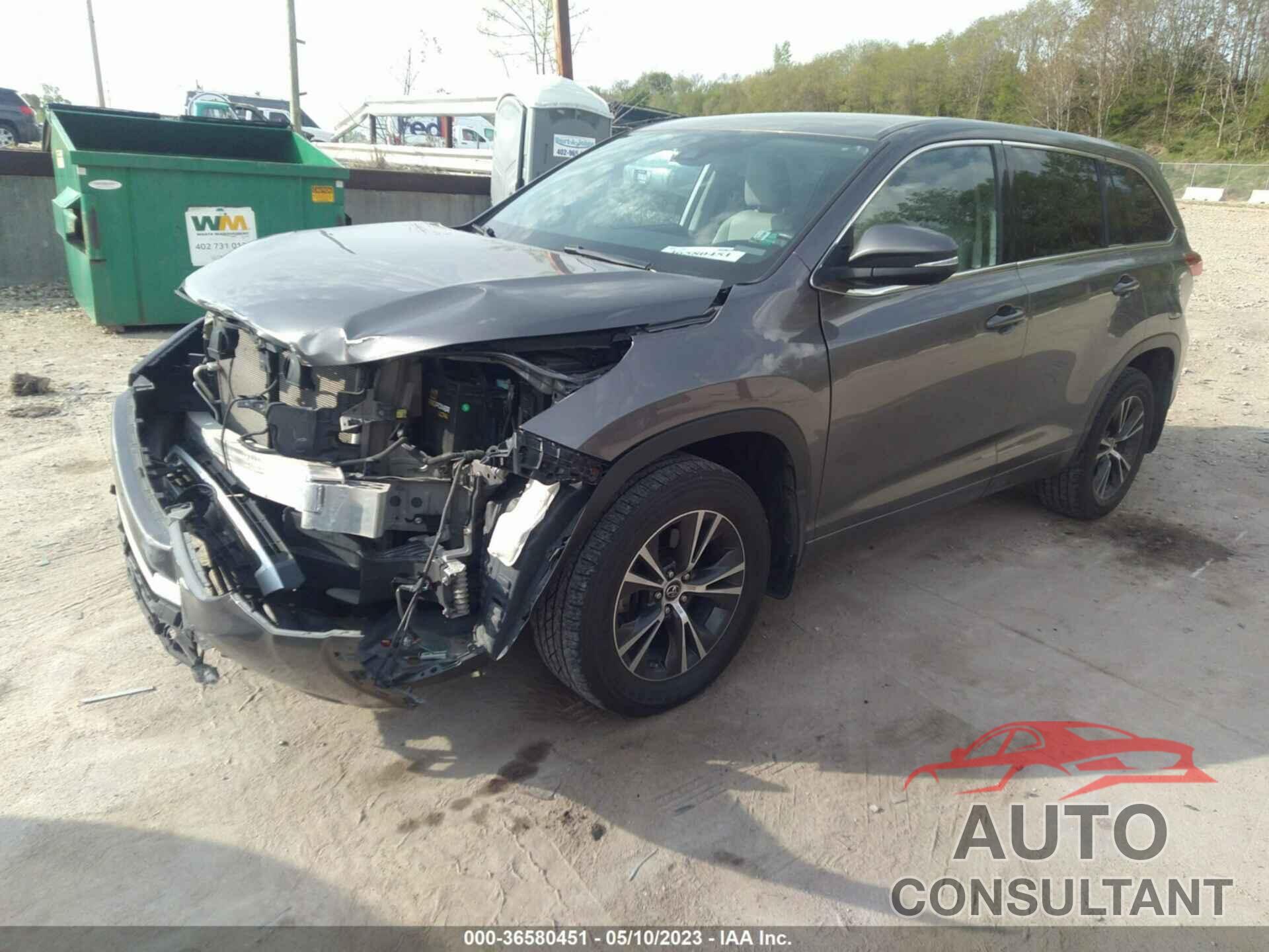 TOYOTA HIGHLANDER 2018 - 5TDBZRFH6JS848172