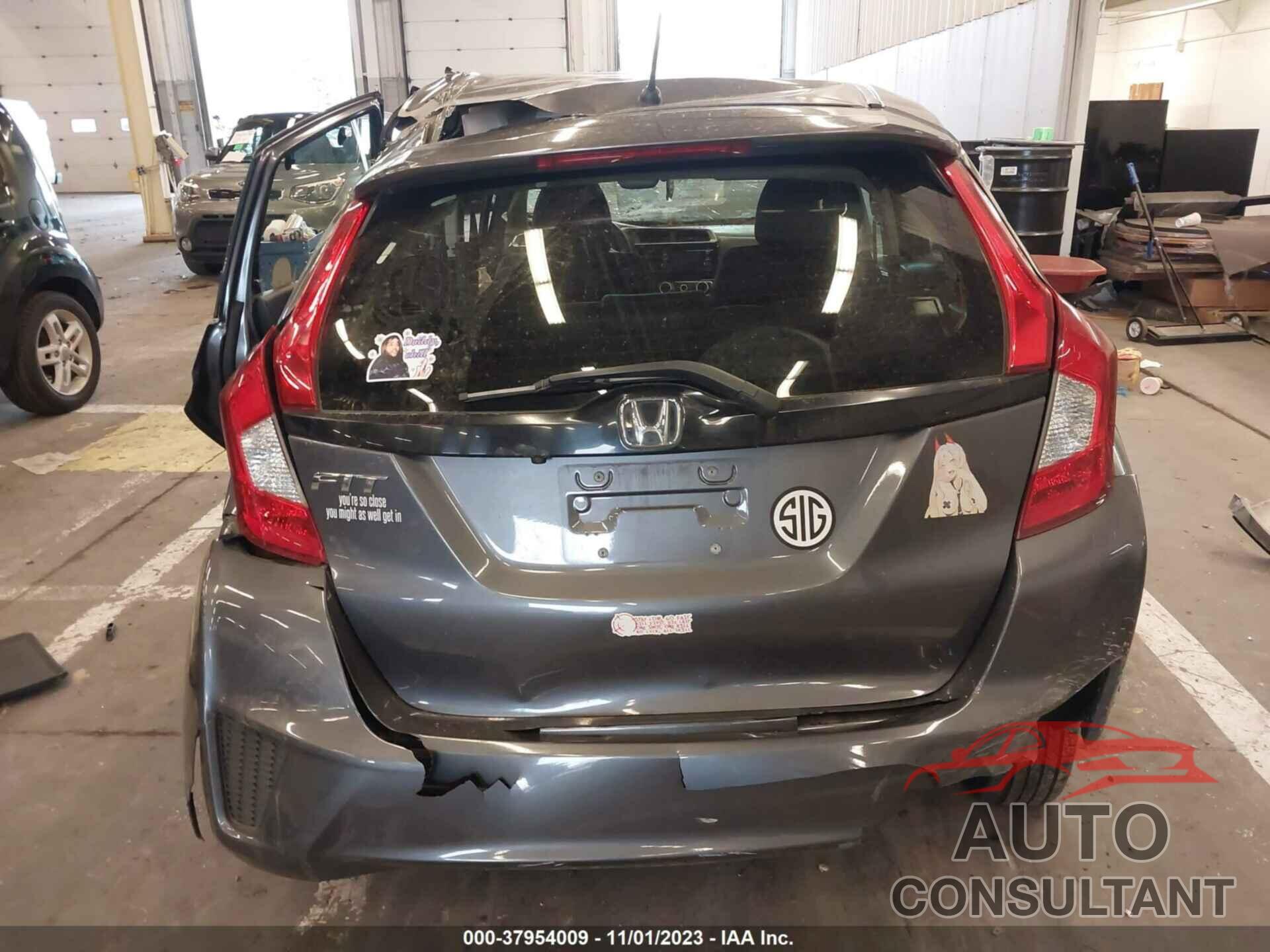 HONDA FIT 2016 - JHMGK5H51GX034745