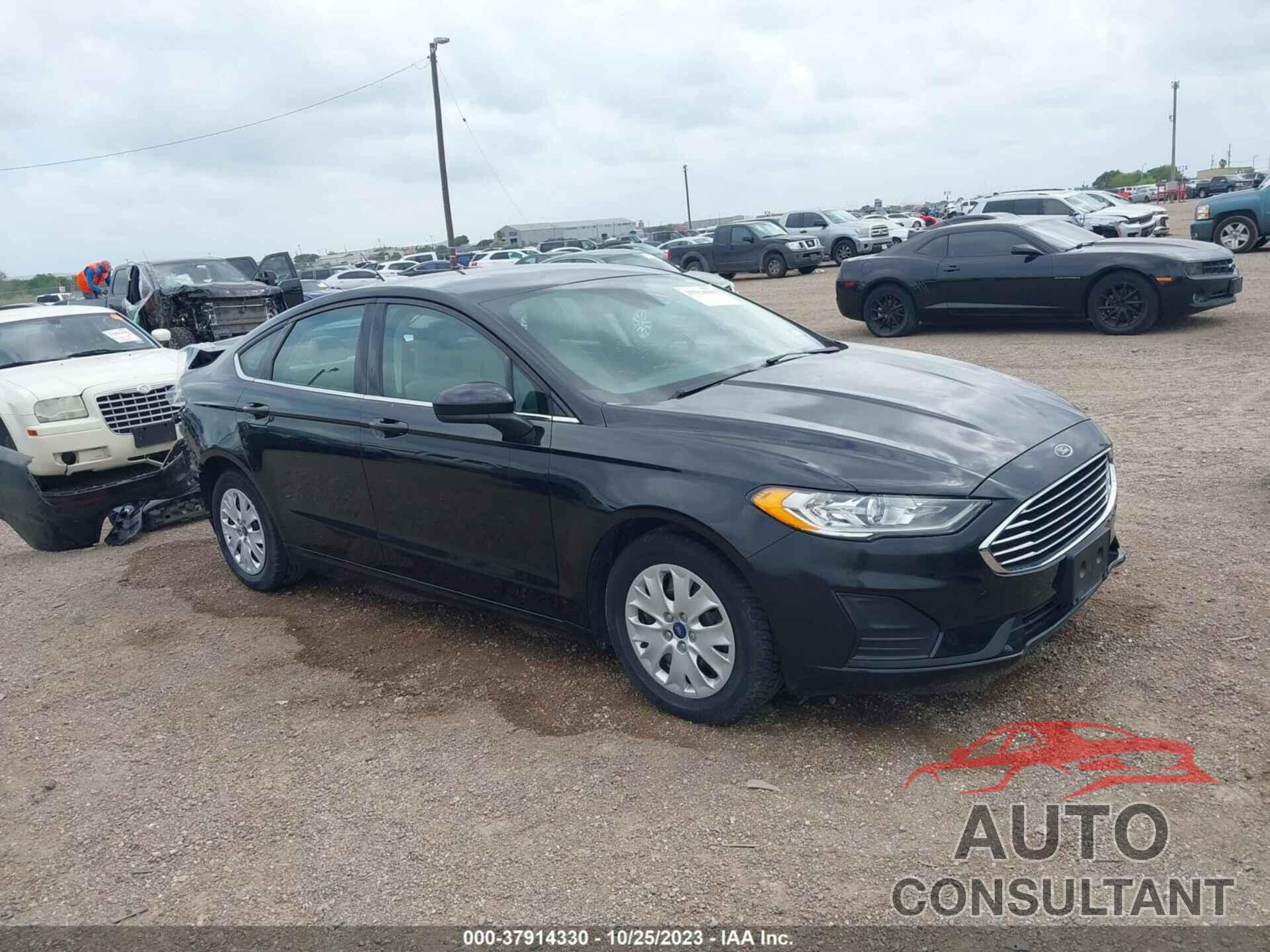 FORD FUSION 2019 - 3FA6P0G77KR277035