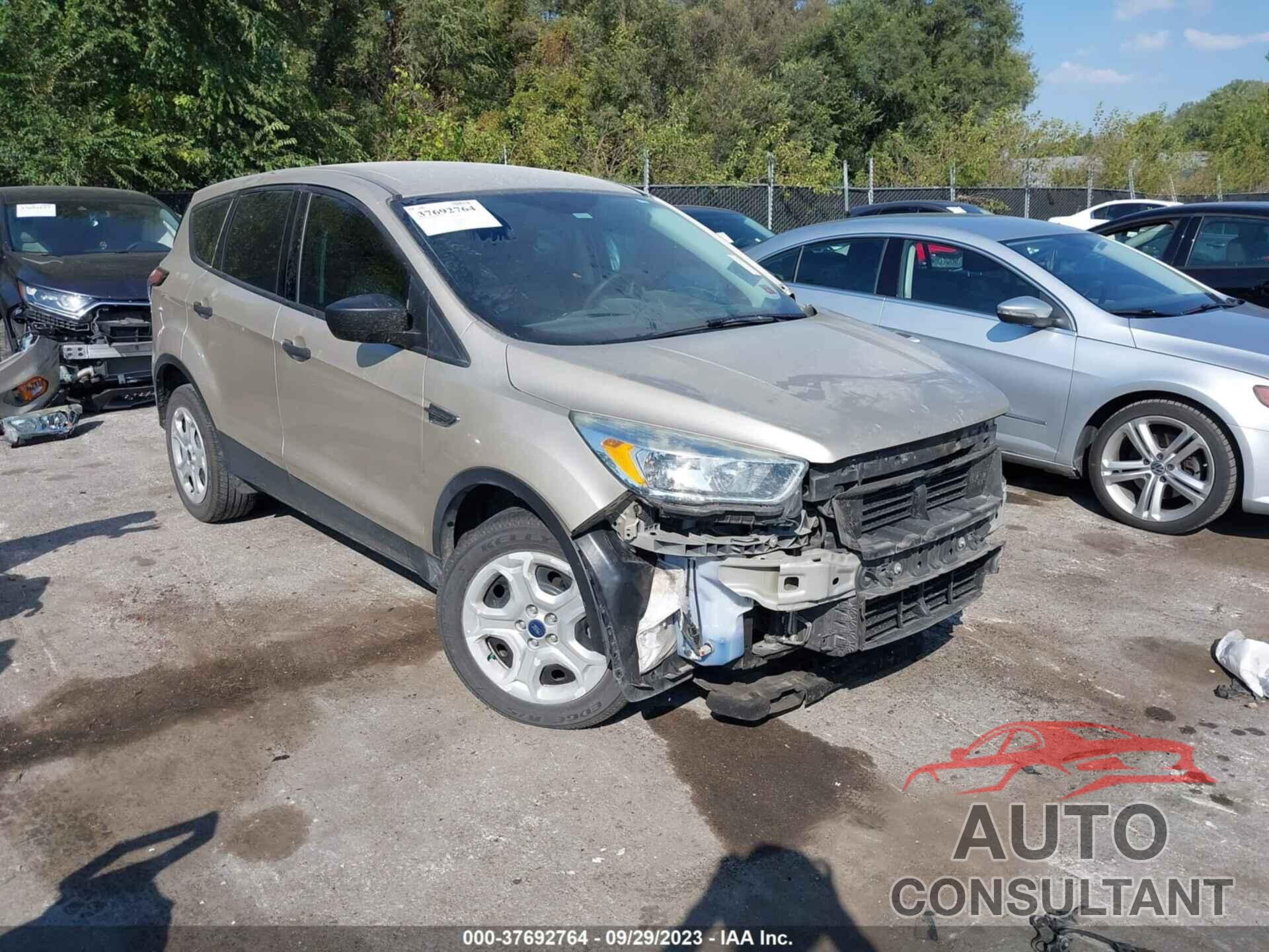 FORD ESCAPE 2017 - 1FMCU0F73HUE86177