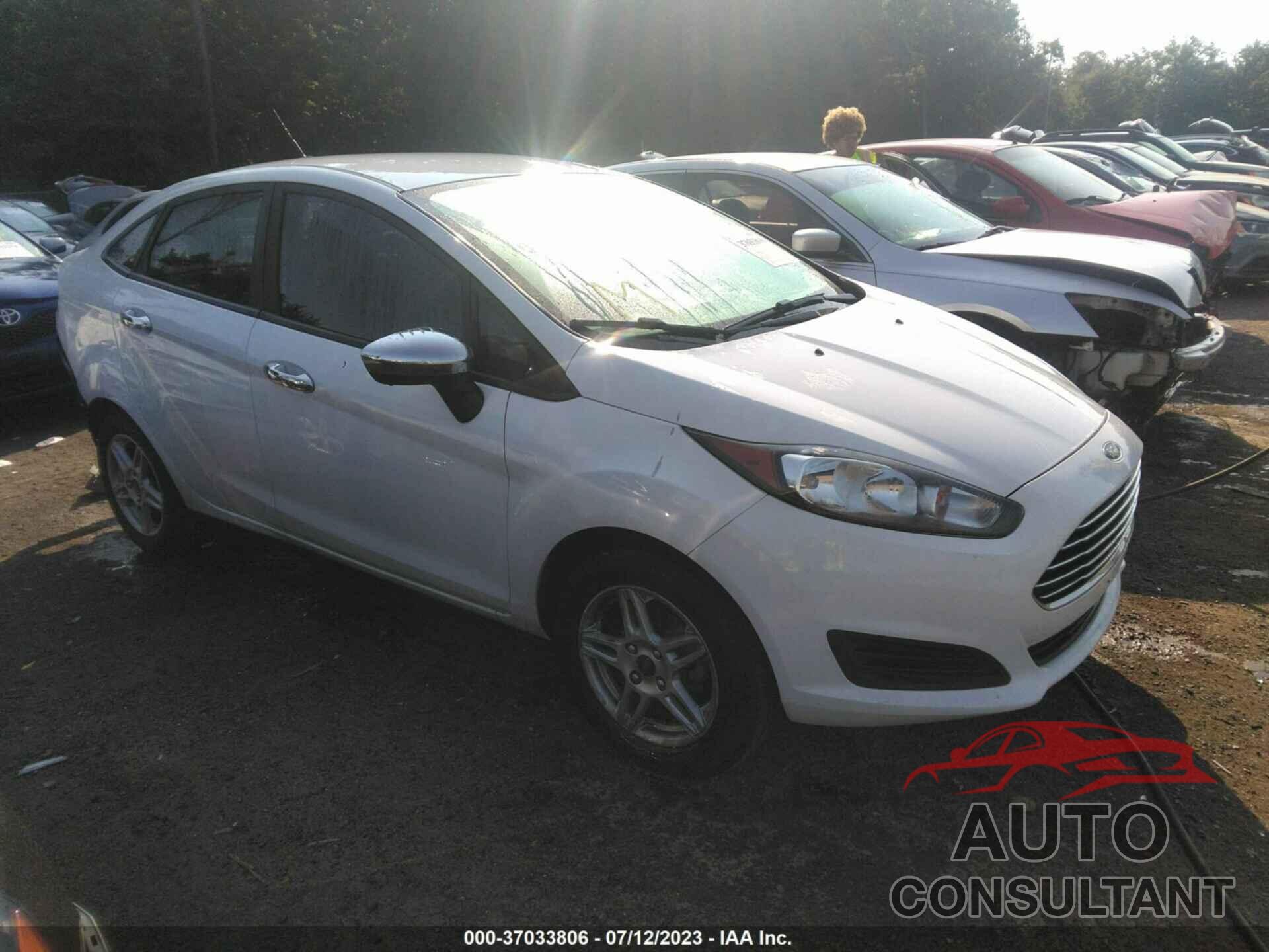 FORD FIESTA 2018 - 3FADP4BJ3JM140588