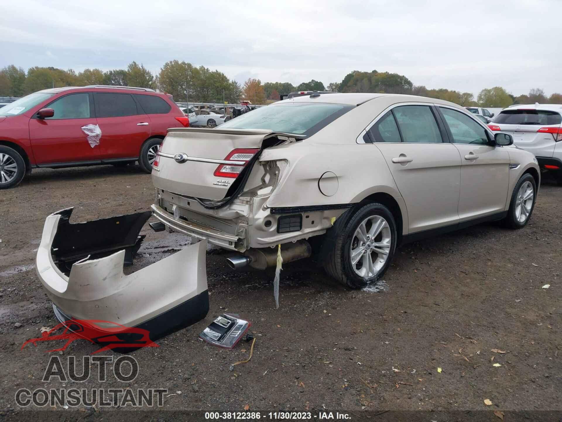 FORD TAURUS 2017 - 1FAHP2E83HG125219