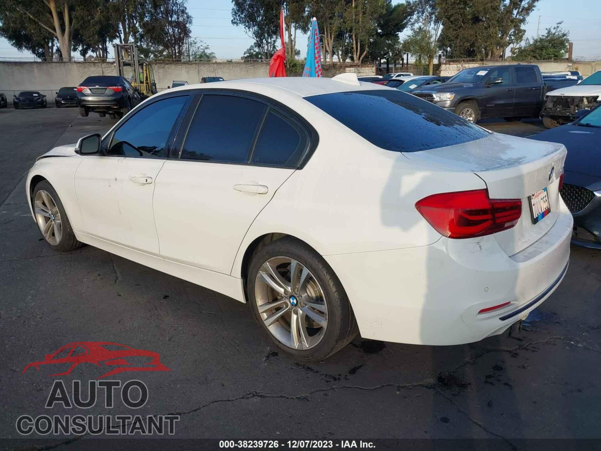 BMW 328I 2016 - WBA8E9G52GNU29225