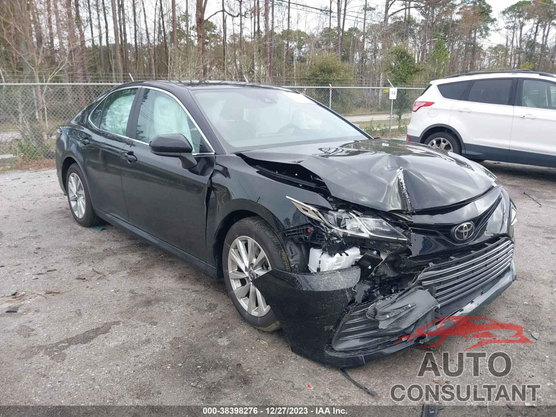 TOYOTA CAMRY 2023 - 4T1C11AK7PU138732