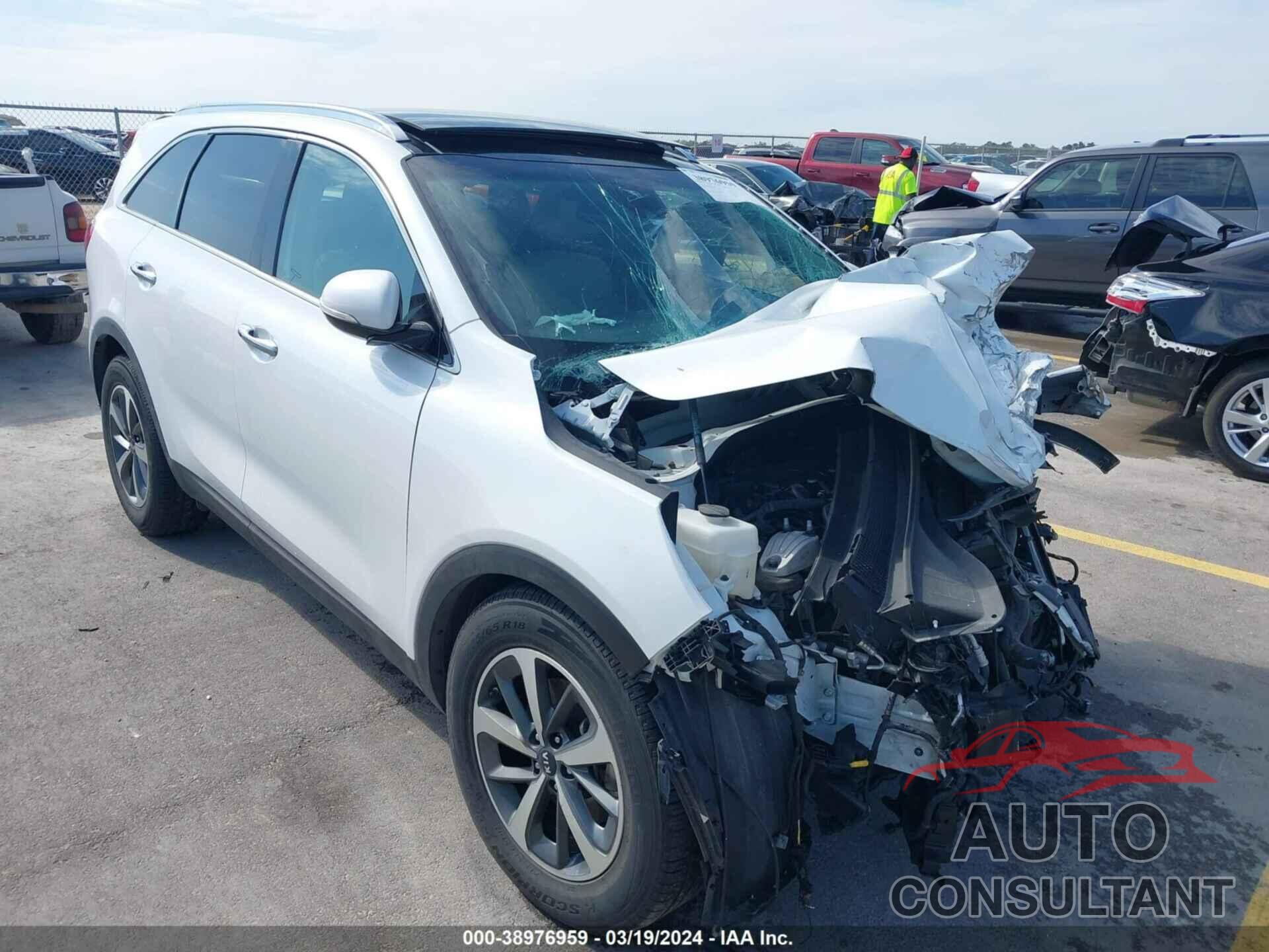 KIA SORENTO 2019 - 5XYPH4A53KG541243