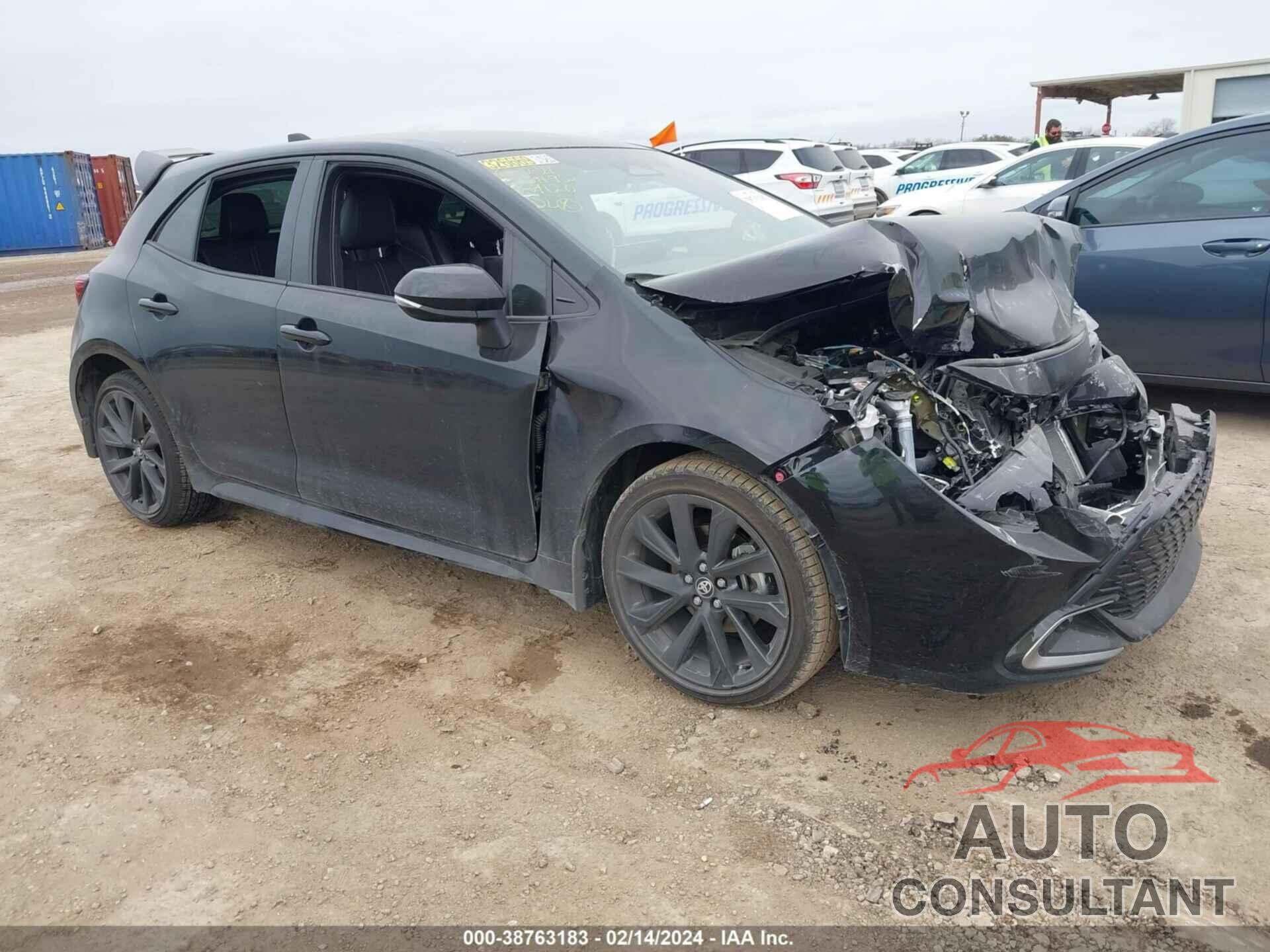 TOYOTA COROLLA 2023 - JTNC4MBE4P3209120