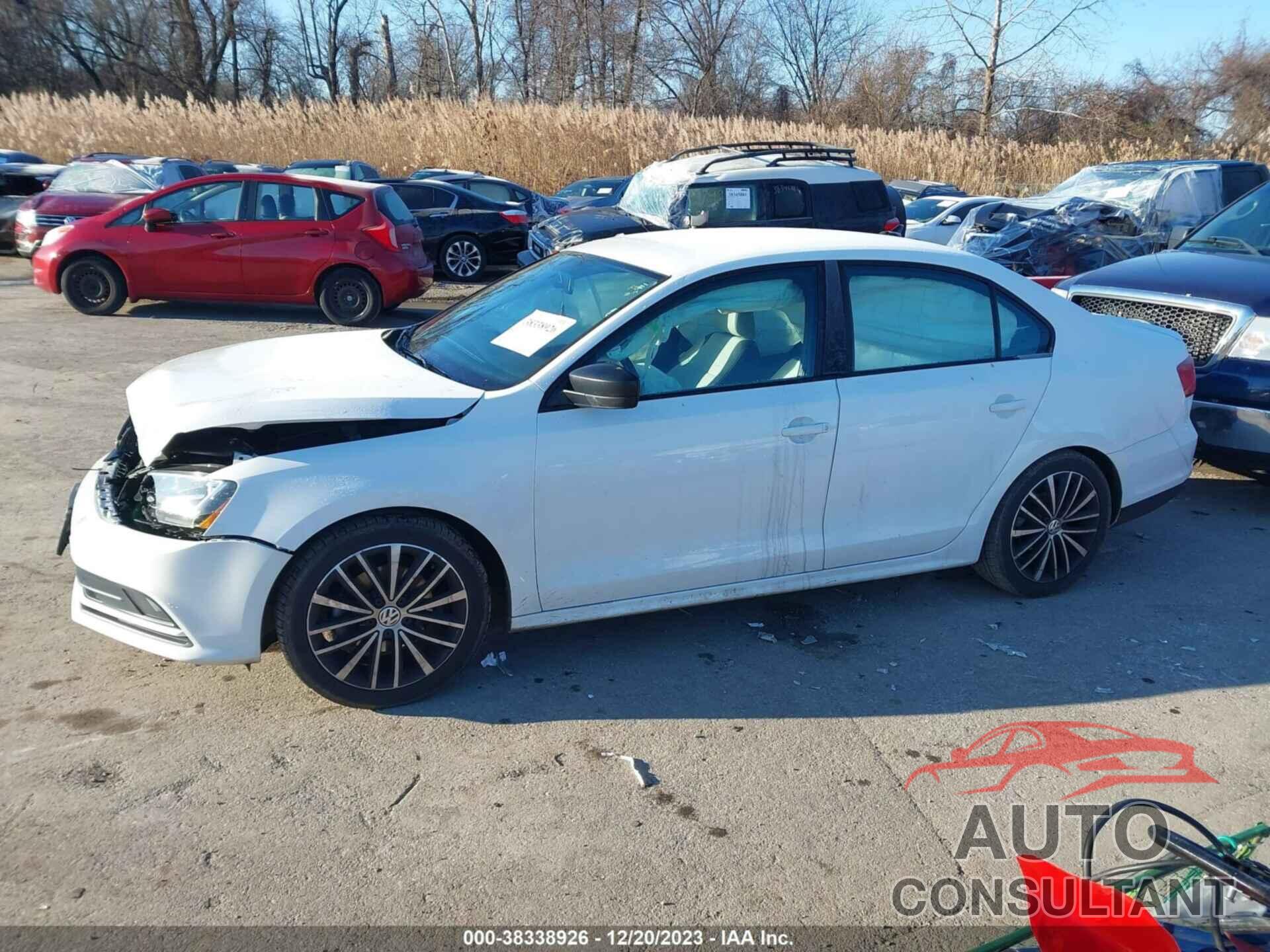 VOLKSWAGEN JETTA 2016 - 3VWD17AJ7GM253142