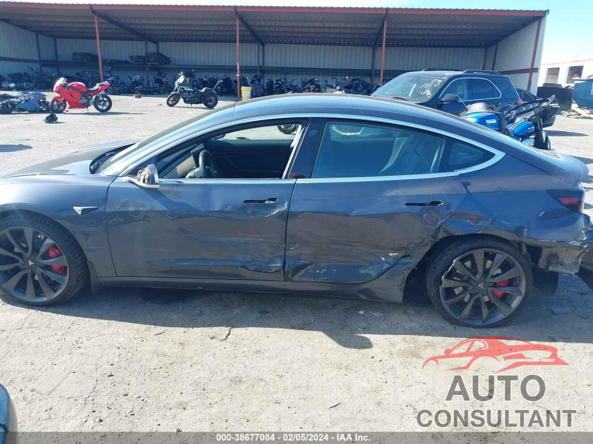 TESLA MODEL 3 2020 - 5YJ3E1EC6LF646902