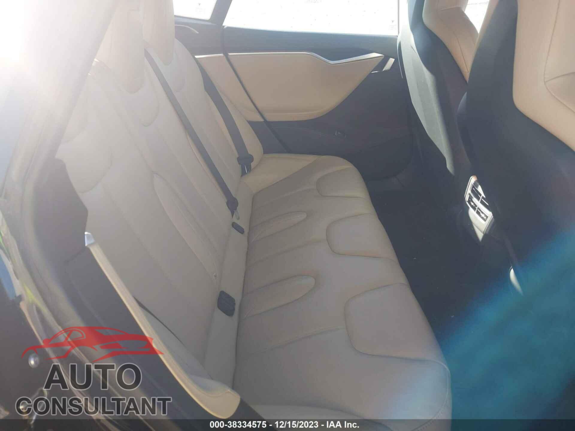 TESLA MODEL S 2016 - 5YJSA1E26GF169201