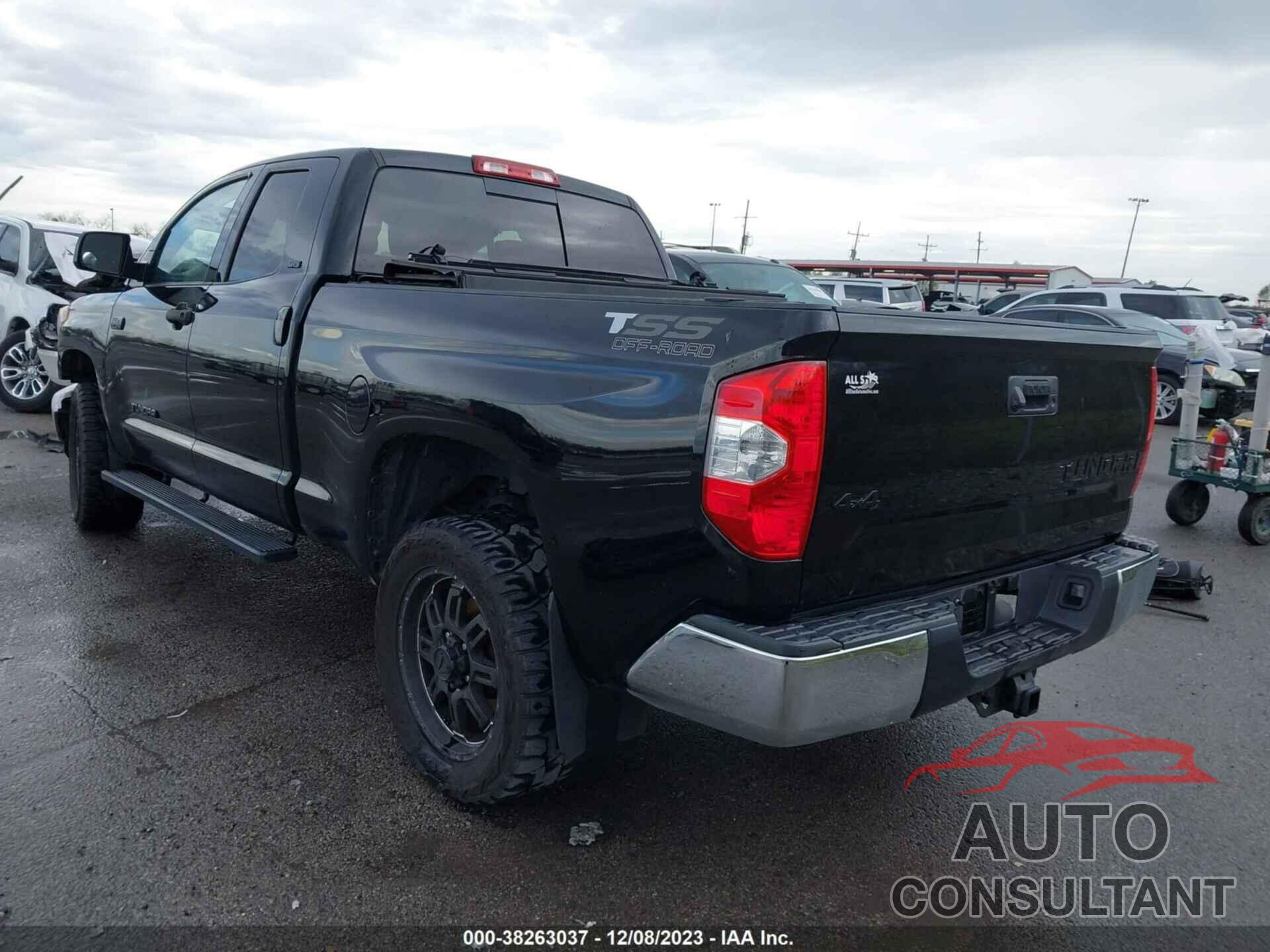 TOYOTA TUNDRA 2017 - 5TFUW5F11HX627709