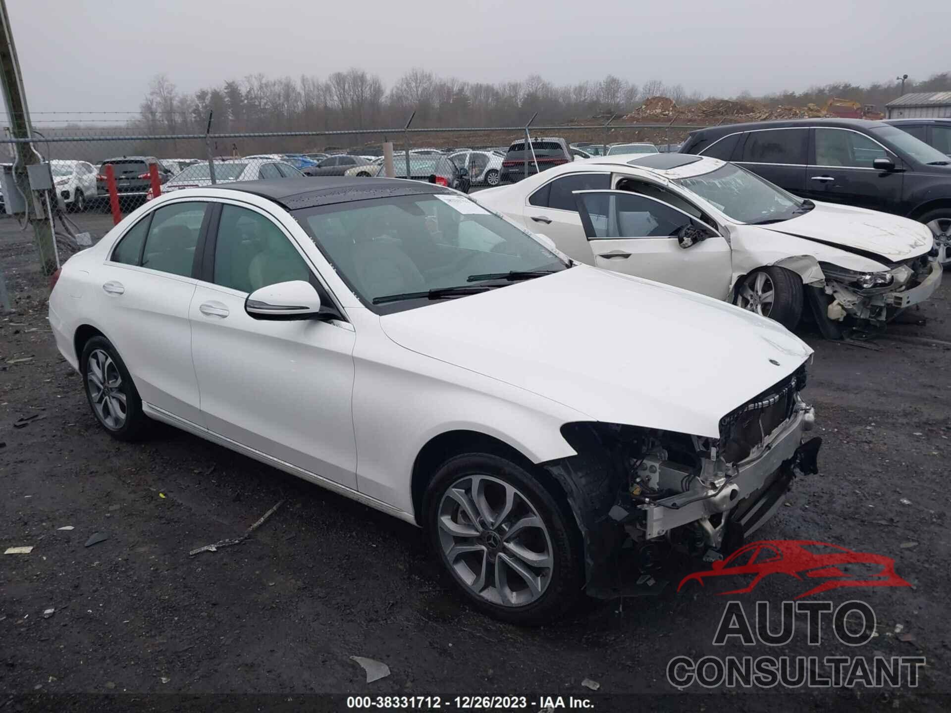 MERCEDES-BENZ C 300 2018 - 55SWF4KB6JU260404