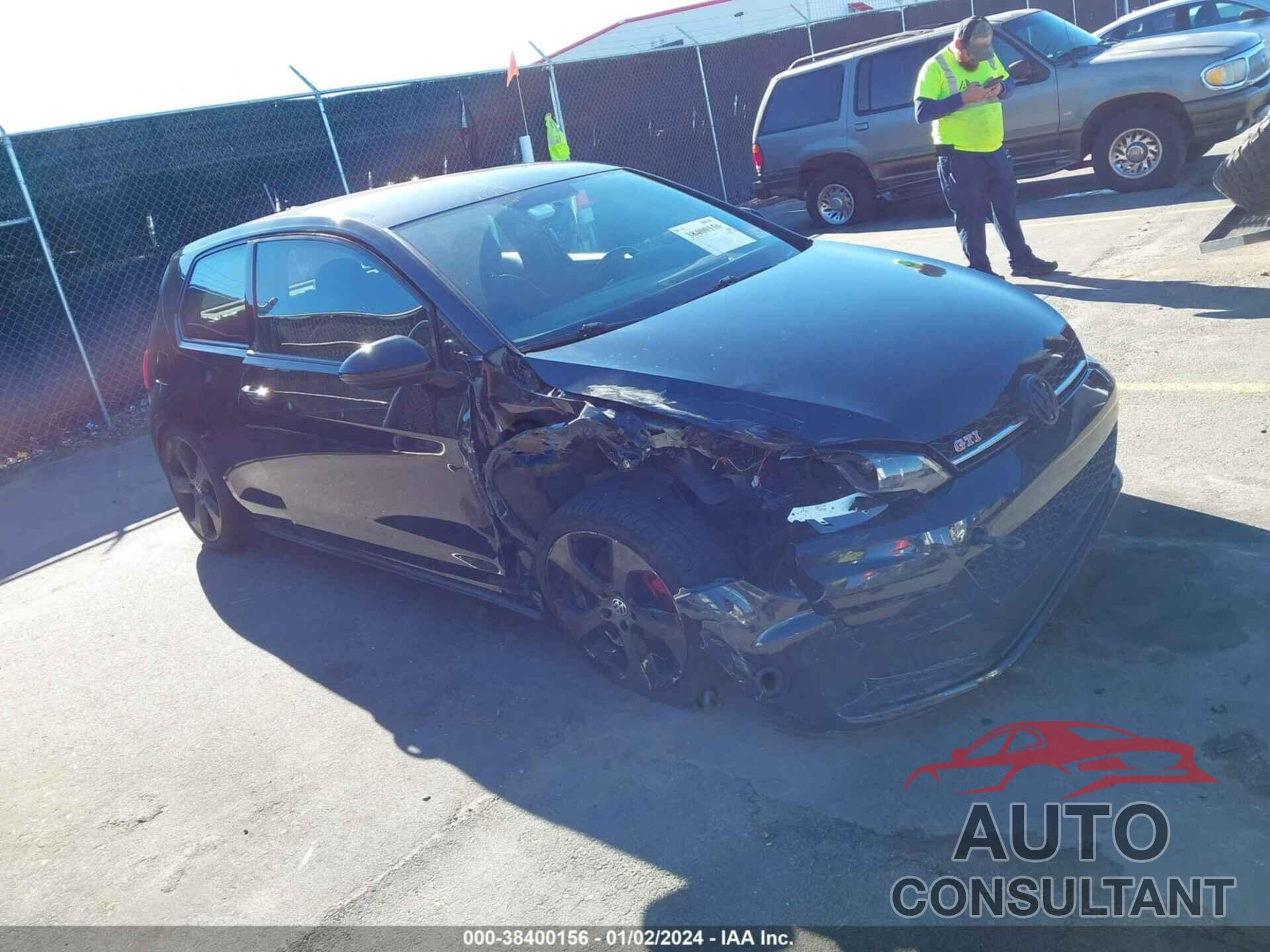 VOLKSWAGEN GOLF GTI 2017 - 3VWYT7AU7HM002595