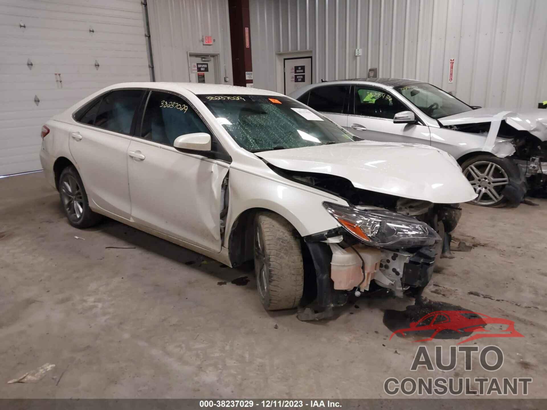 TOYOTA CAMRY 2015 - 4T1BF1FK9FU081163