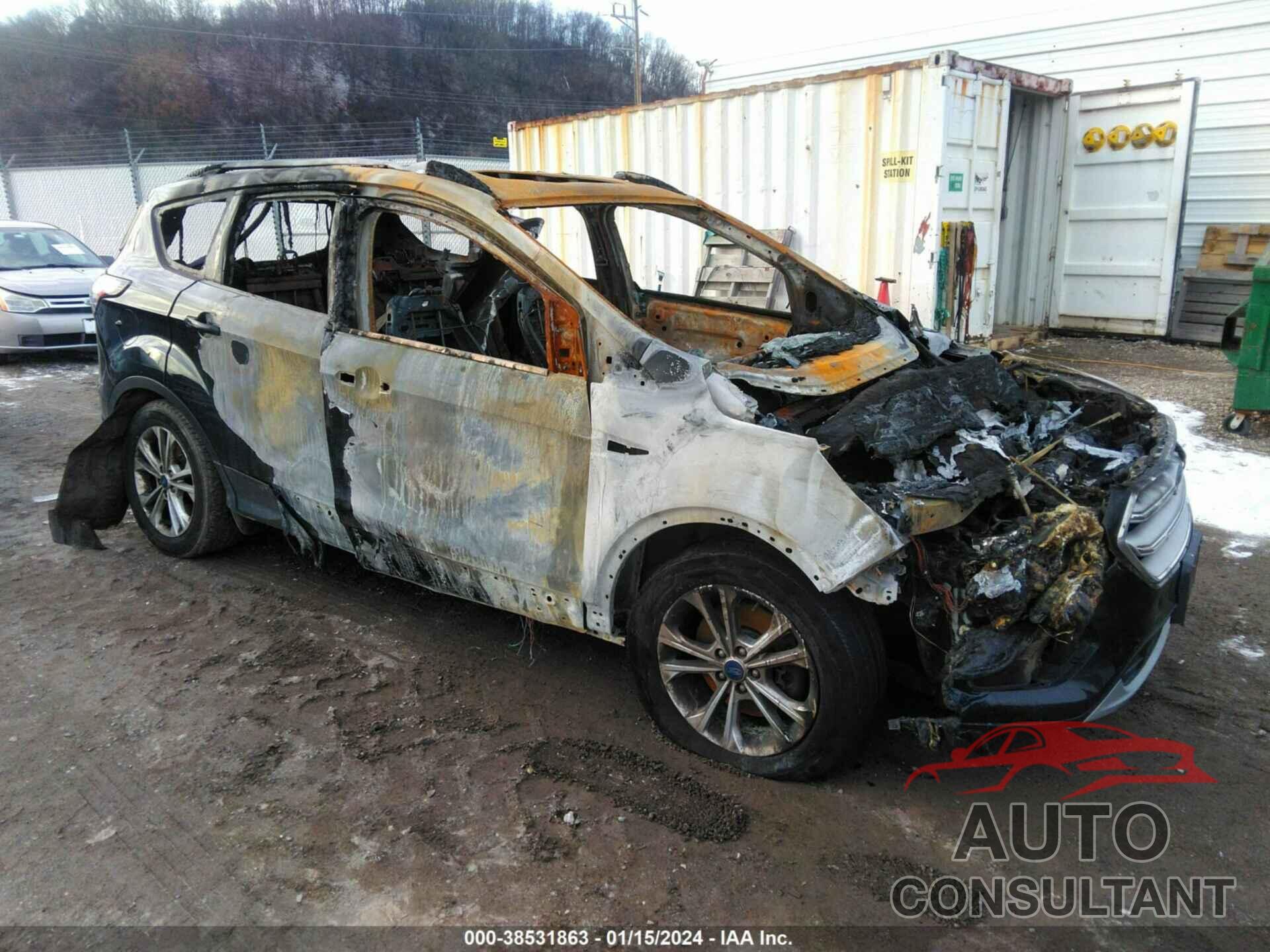 FORD ESCAPE 2018 - 1FMCU9HD1JUD40440