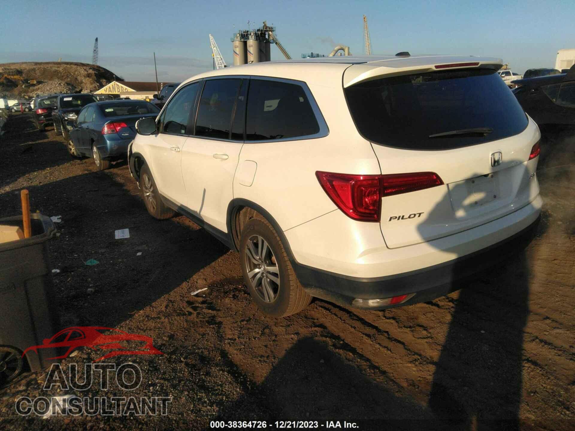 HONDA PILOT 2018 - 5FNYF6H33JB066046