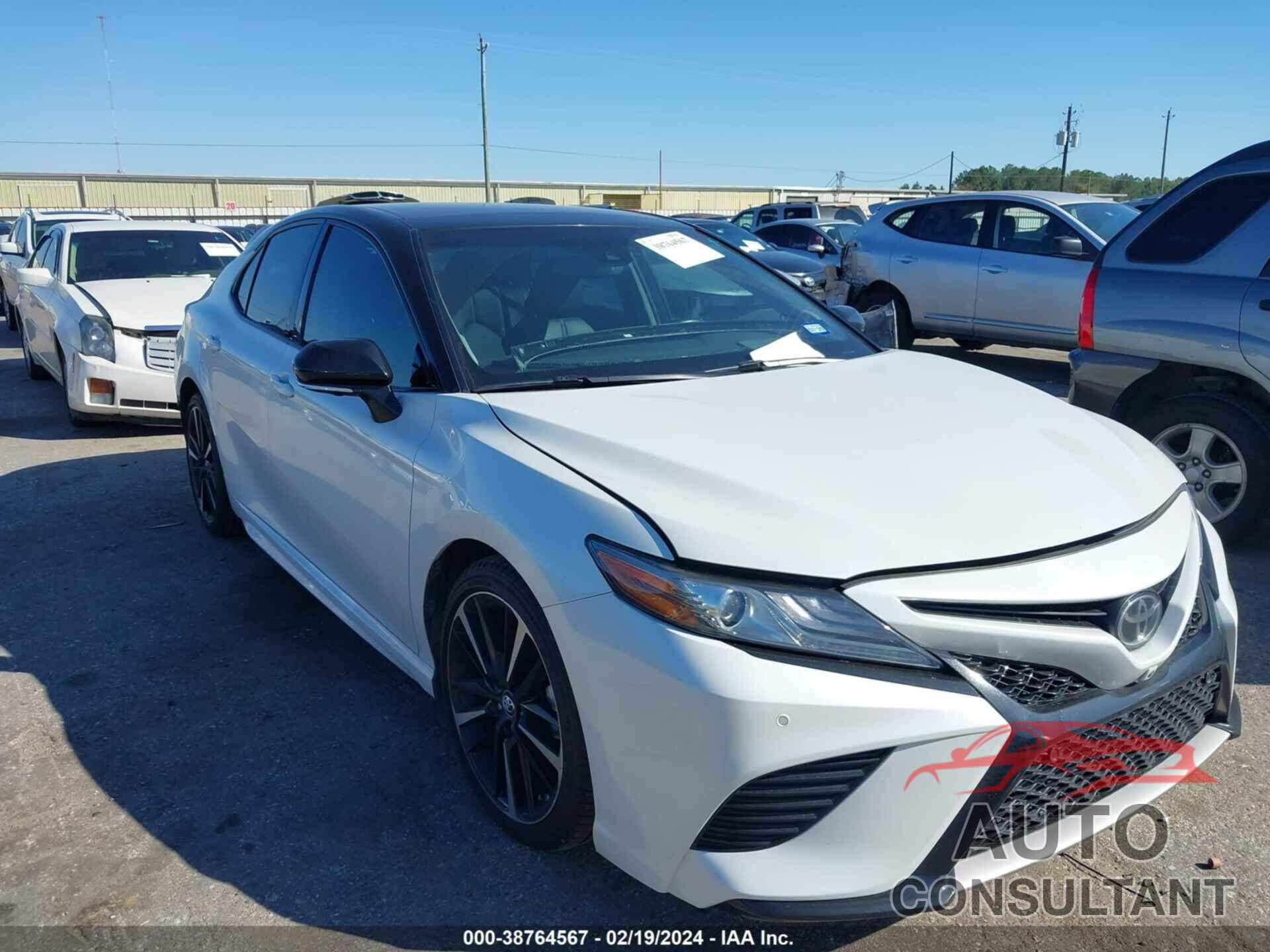TOYOTA CAMRY 2018 - 4T1BZ1HK4JU020798