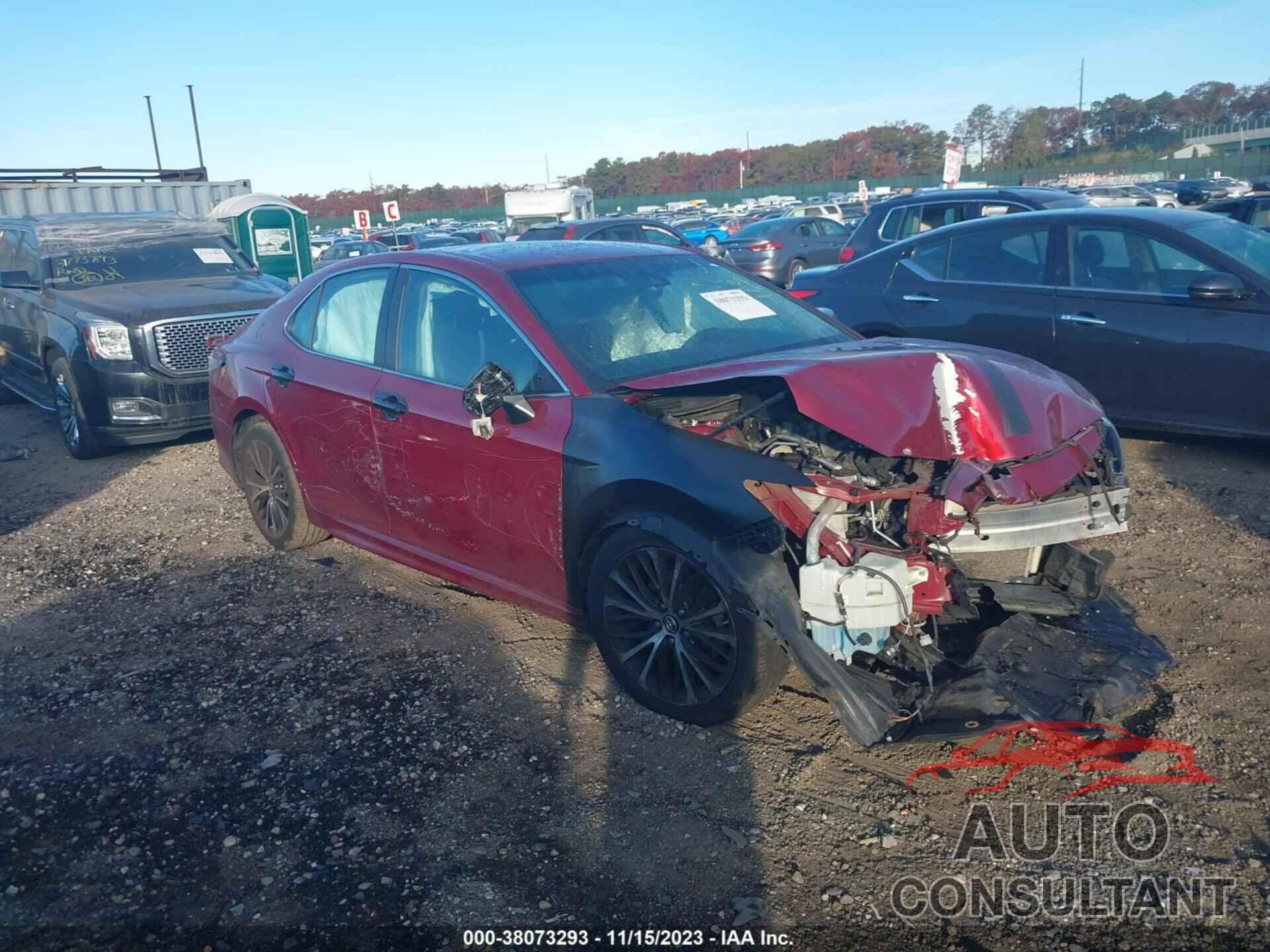 TOYOTA CAMRY 2018 - 4T1B11HKXJU580249