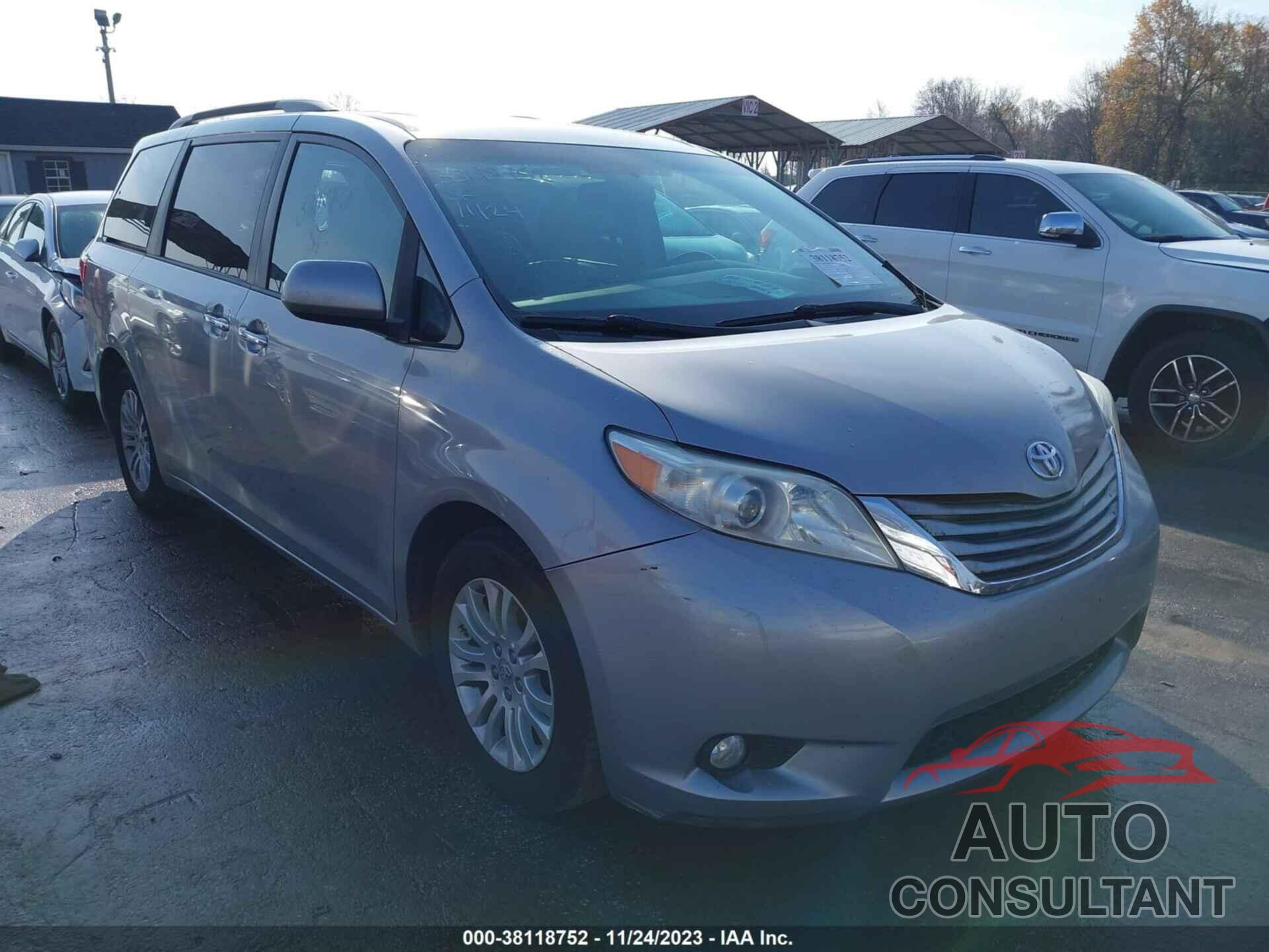 TOYOTA SIENNA 2016 - 5TDYK3DC5GS712613