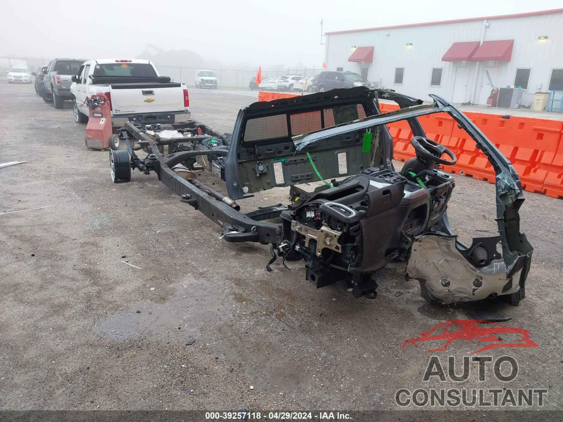 CHEVROLET SILVERADO 1500 2021 - 1GCUYGED7MZ223197