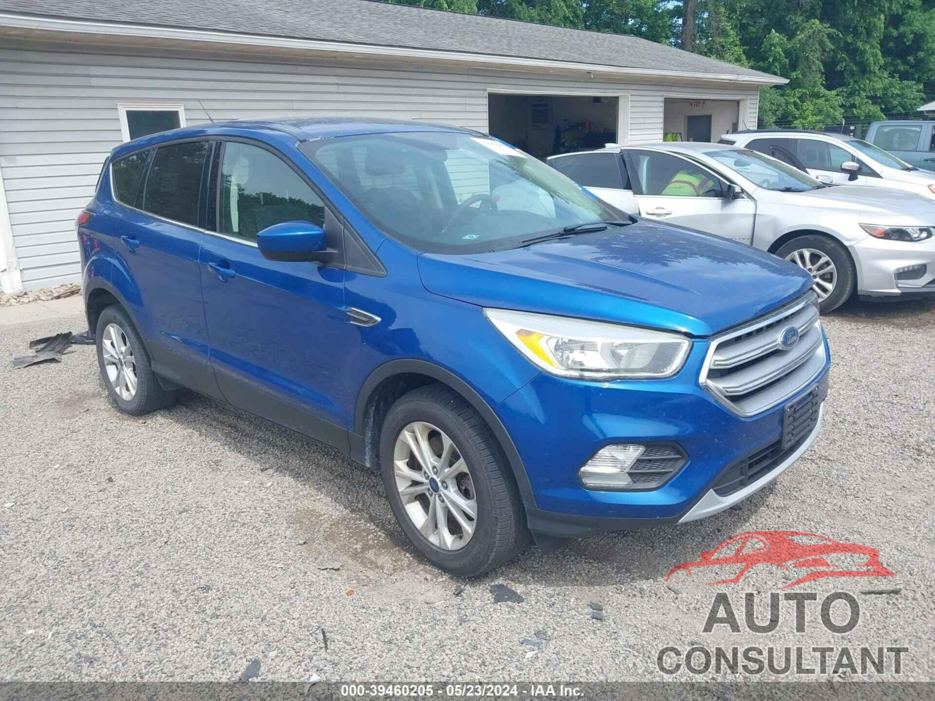 FORD ESCAPE 2017 - 1FMCU9G96HUA78230