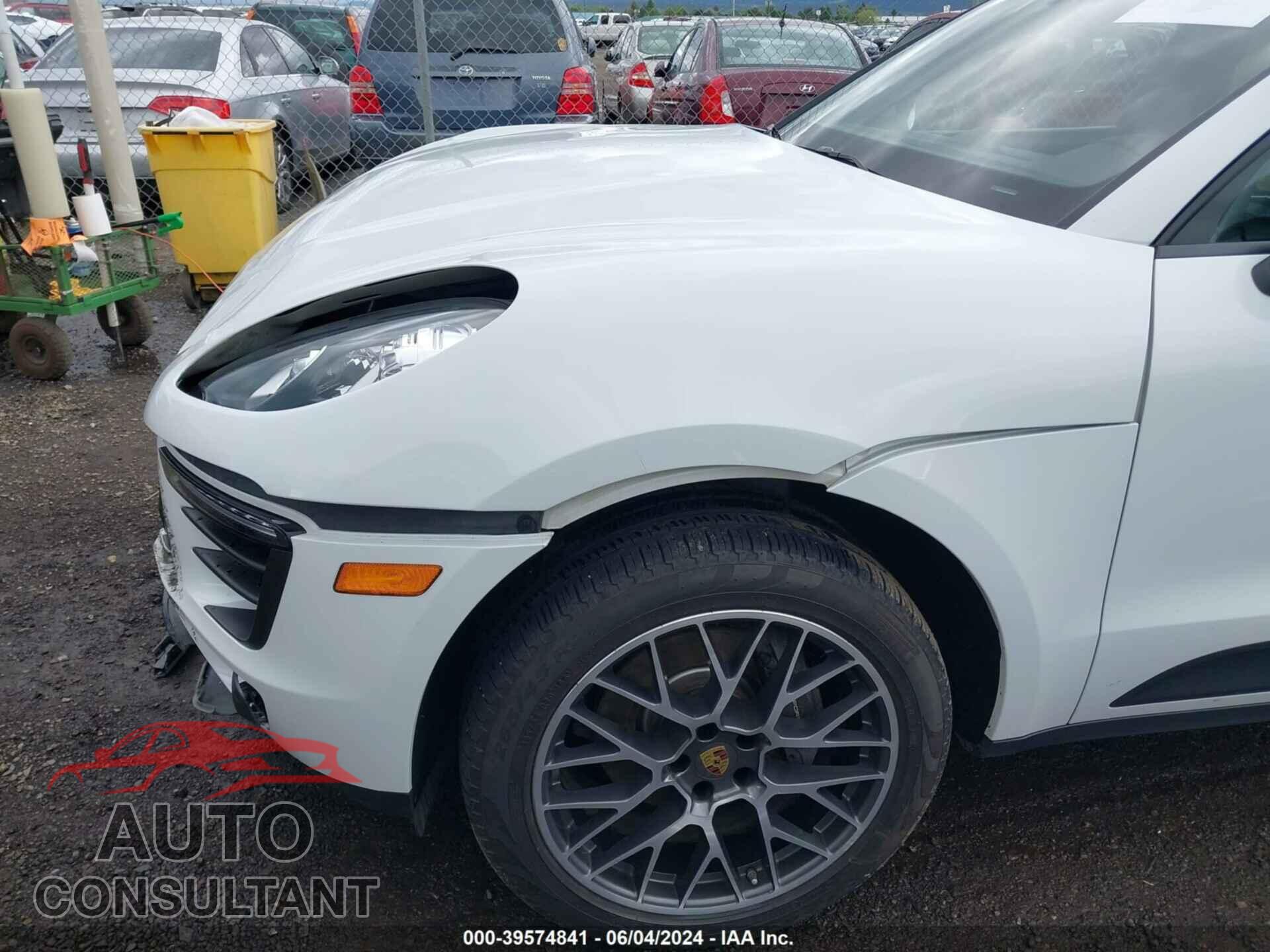 PORSCHE MACAN 2018 - WP1AA2A59JLB09126