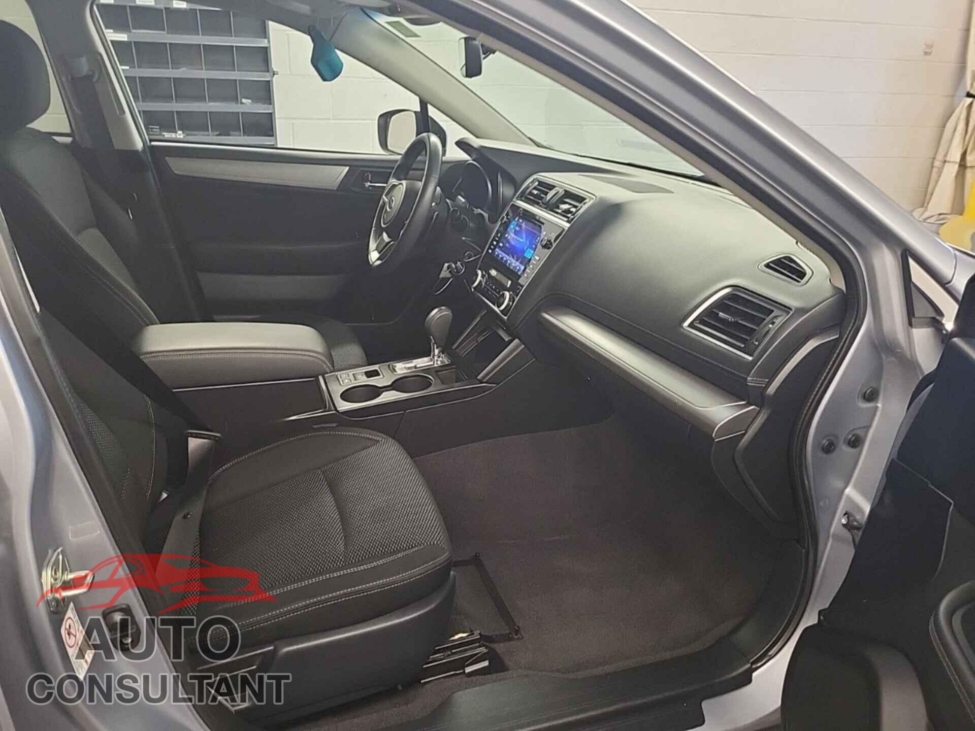 SUBARU OUTBACK 2019 - 4S4BSAFC2K3253473