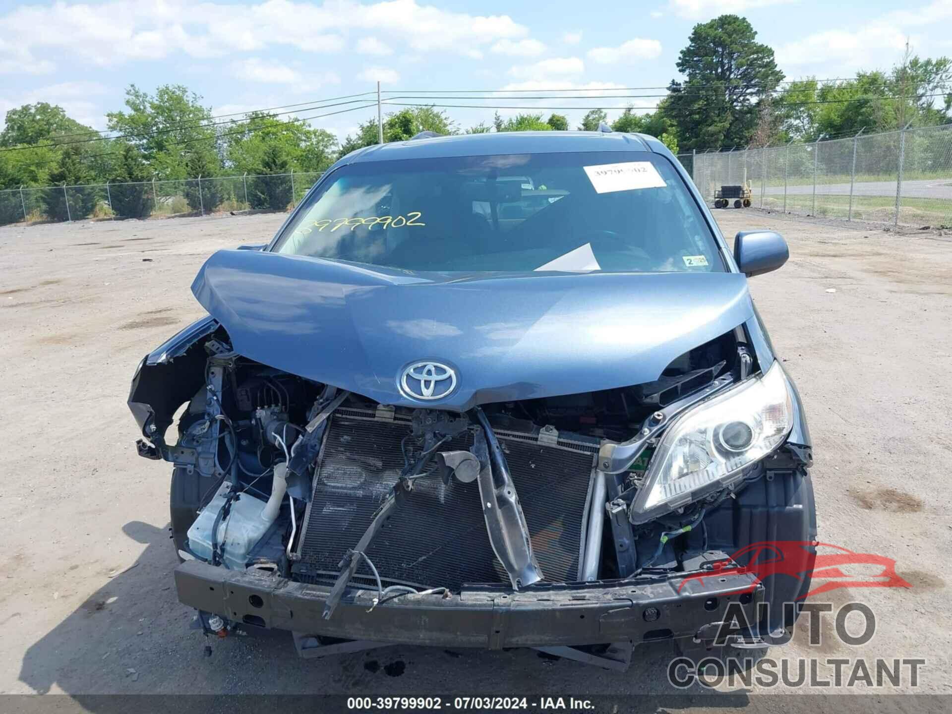 TOYOTA SIENNA 2017 - 5TDDZ3DC8HS173318