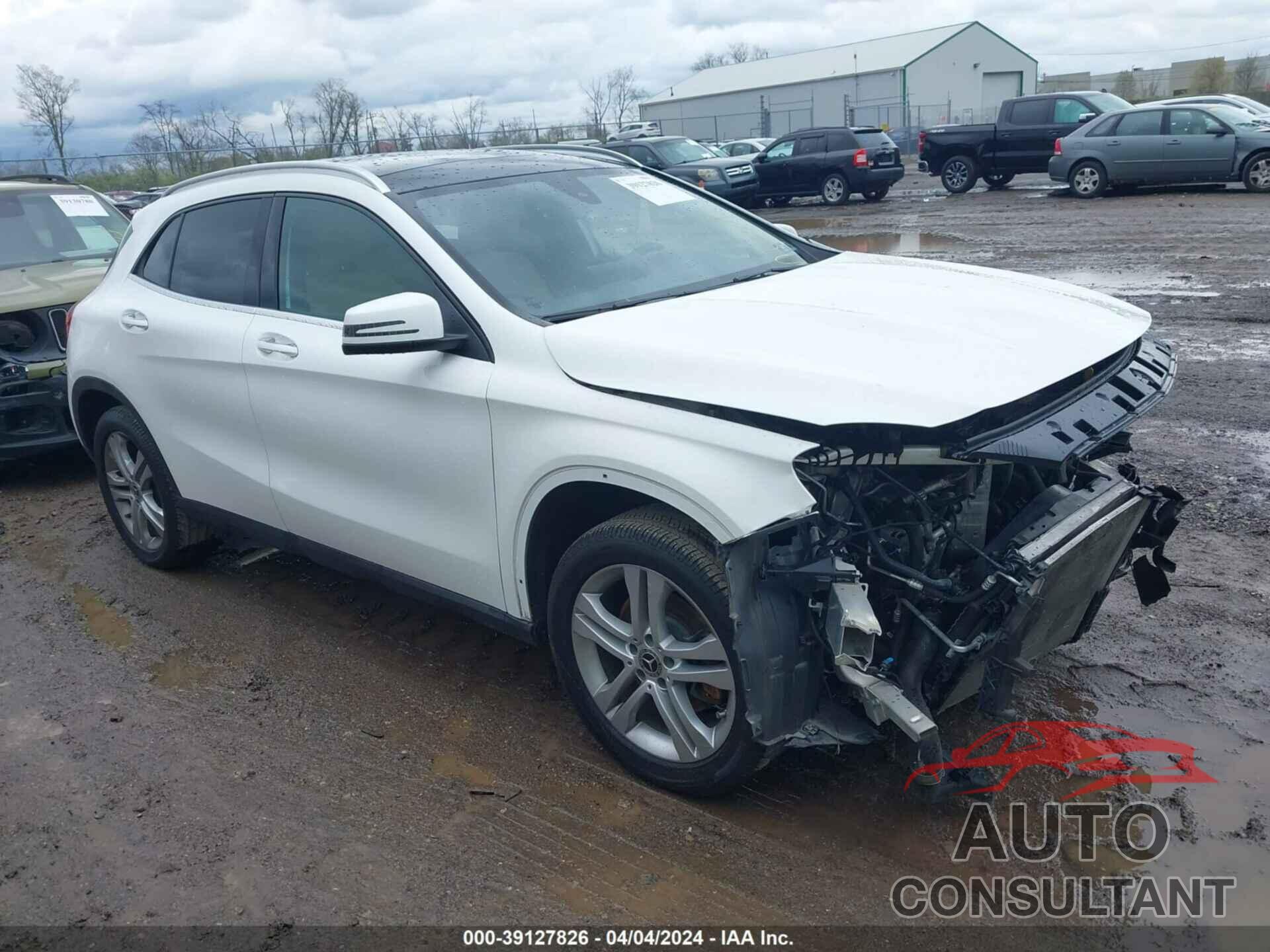 MERCEDES-BENZ GLA 250 2019 - WDCTG4GB3KU020045