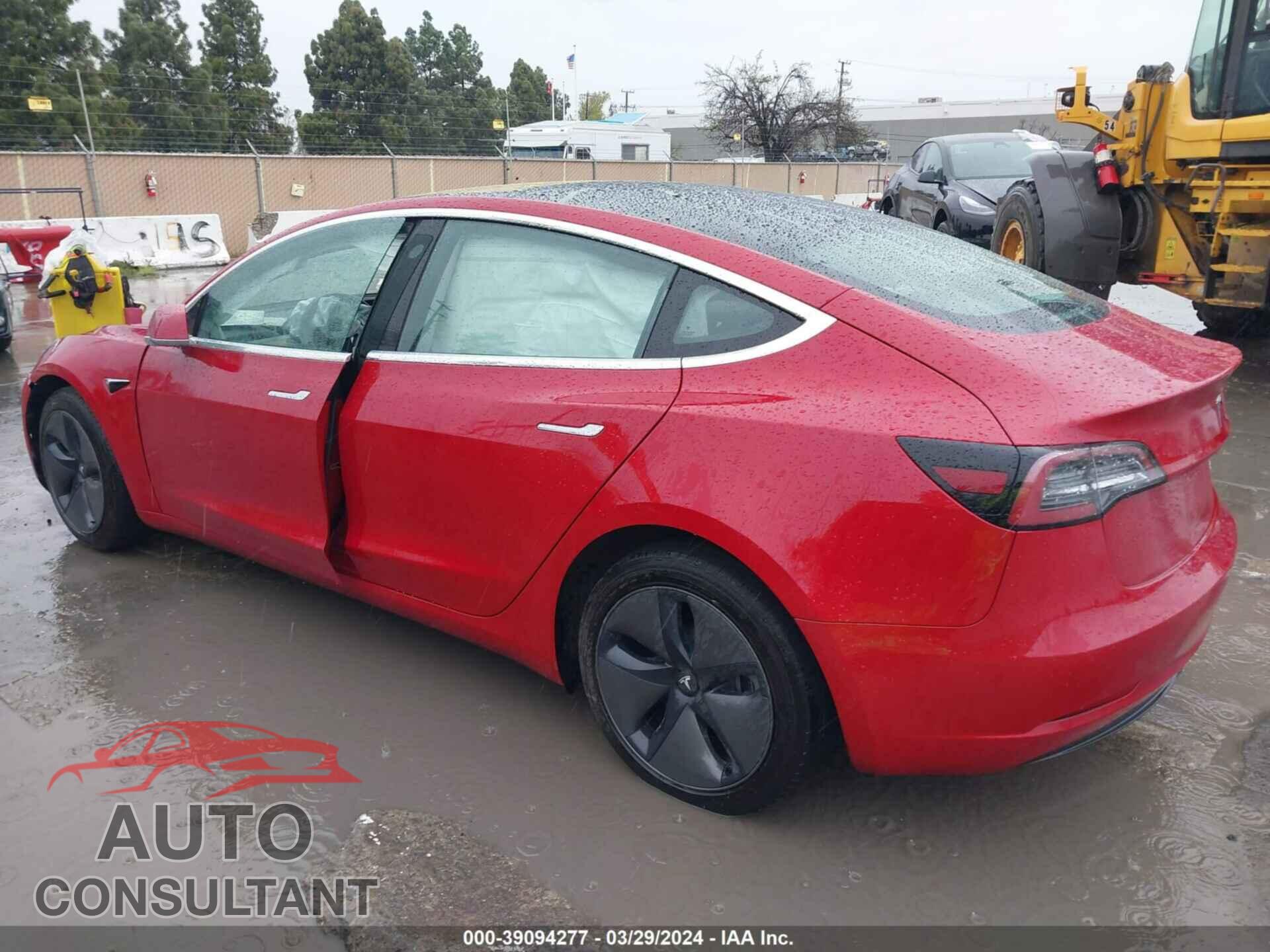 TESLA MODEL 3 2018 - 5YJ3E1EA4JF048108