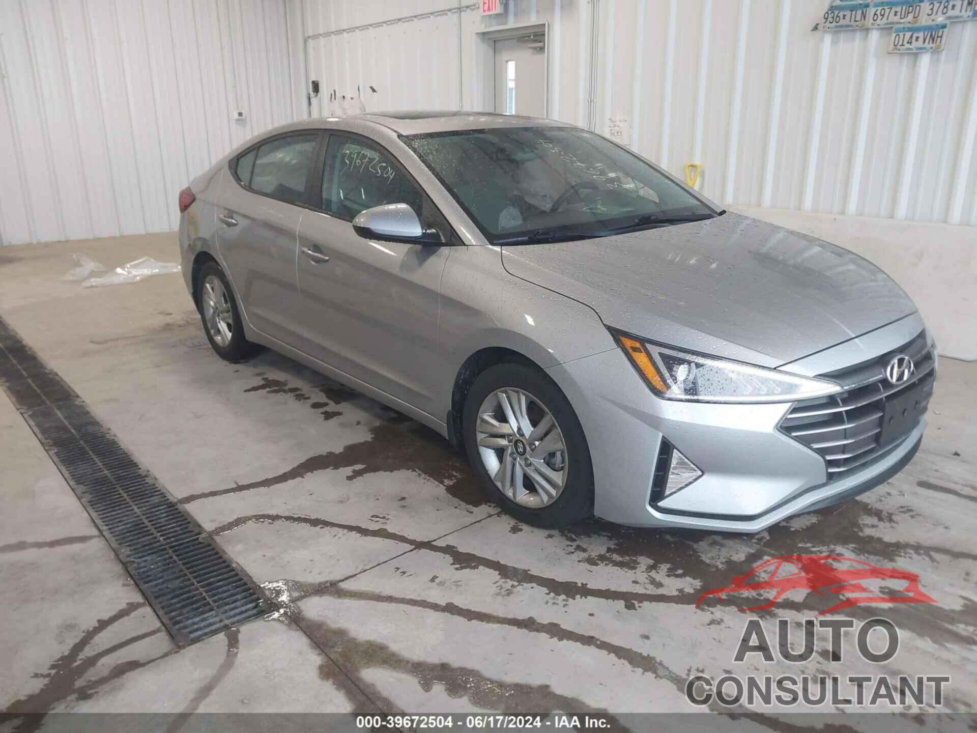 HYUNDAI ELANTRA 2020 - 5NPD84LFXLH557877