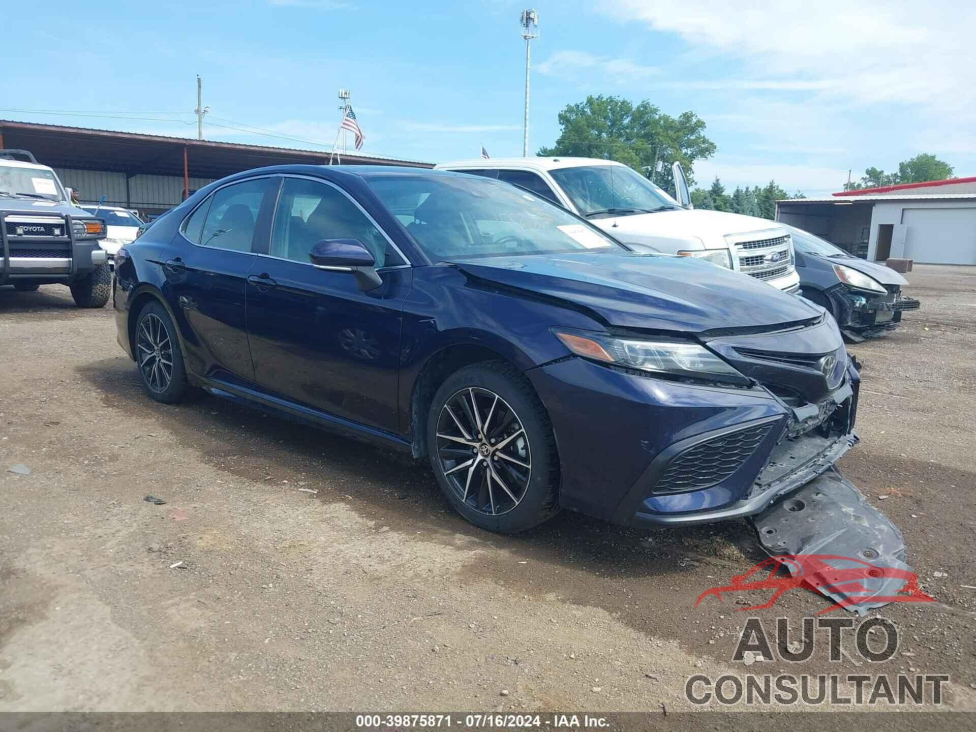 TOYOTA CAMRY 2021 - 4T1T11BK0MU046002