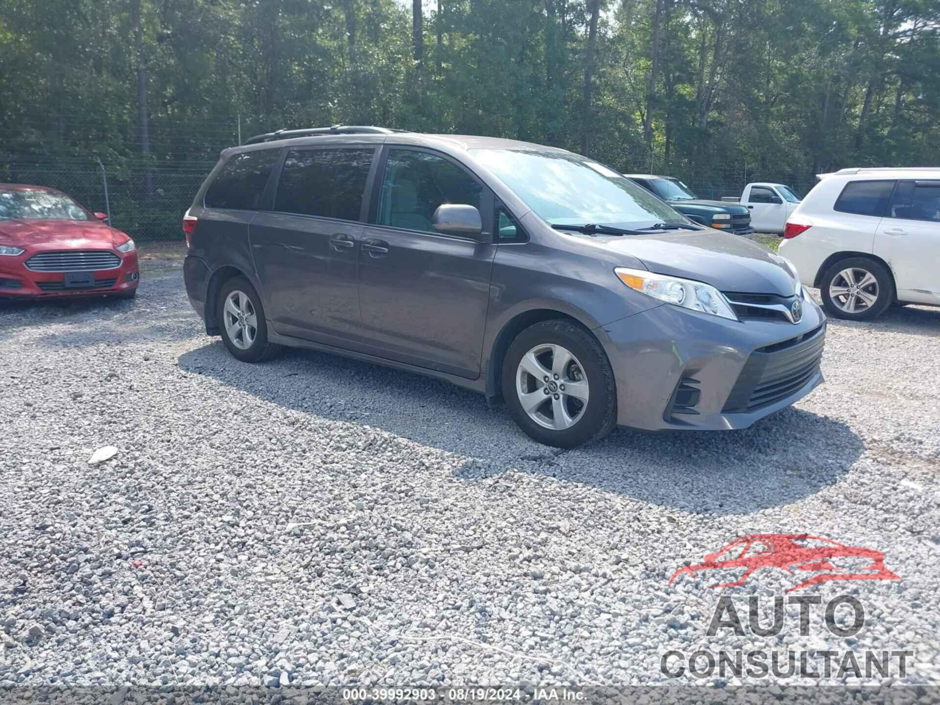 TOYOTA SIENNA 2018 - 5TDKZ3DC6JS954996