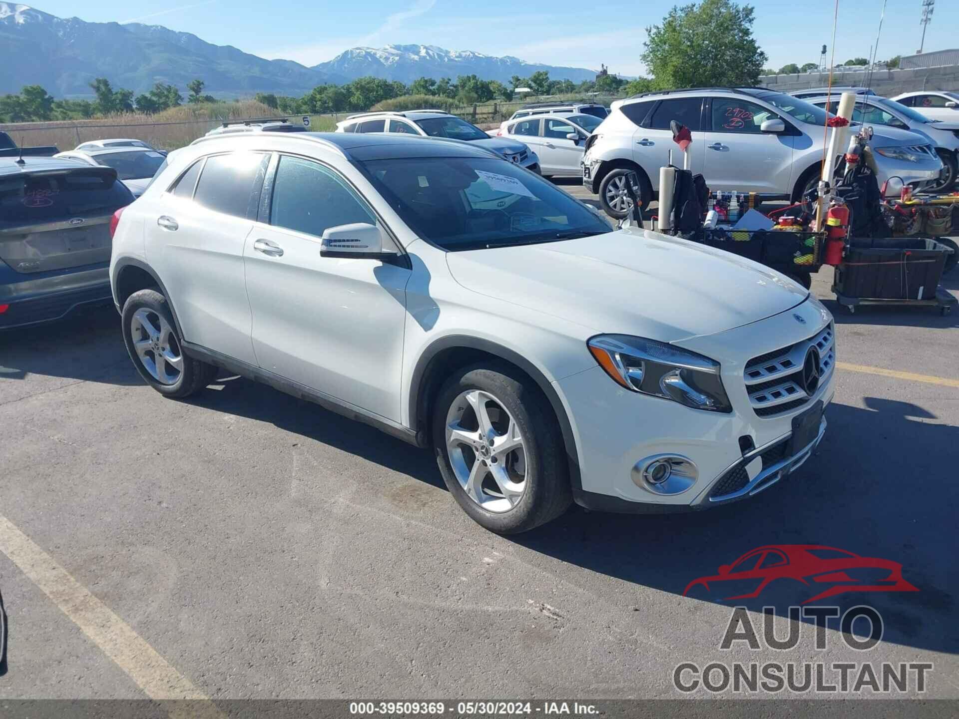 MERCEDES-BENZ GLA 250 2018 - WDCTG4GB0JJ426767