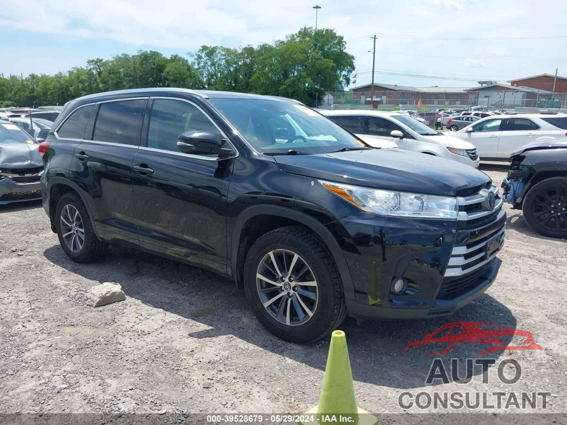 TOYOTA HIGHLANDER 2017 - 5TDJZRFH5HS425413