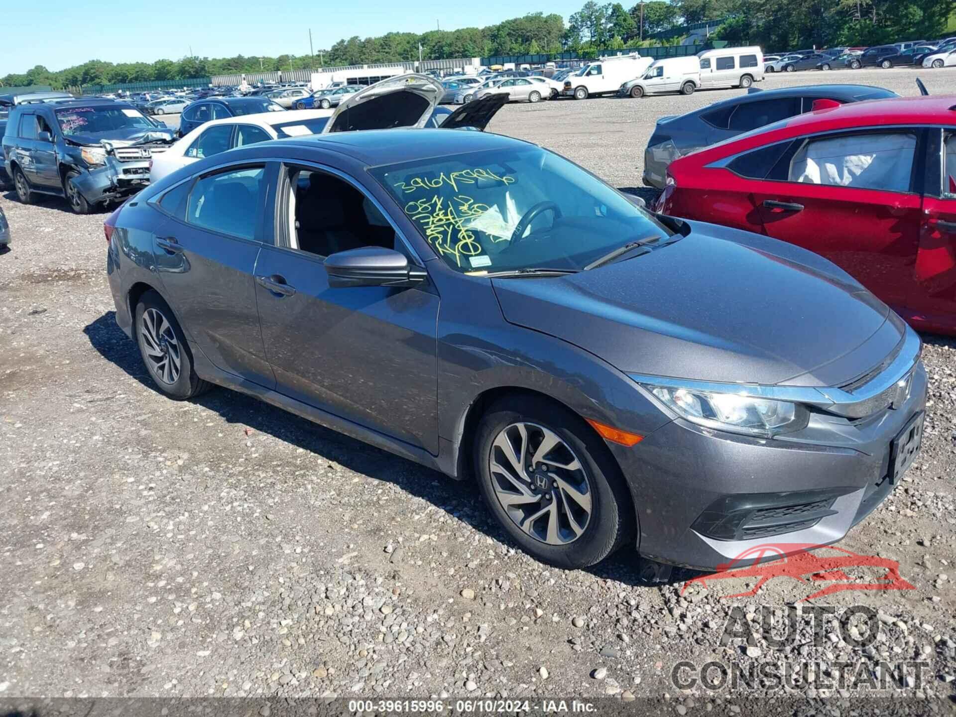 HONDA CIVIC 2018 - 2HGFC2F70JH559967