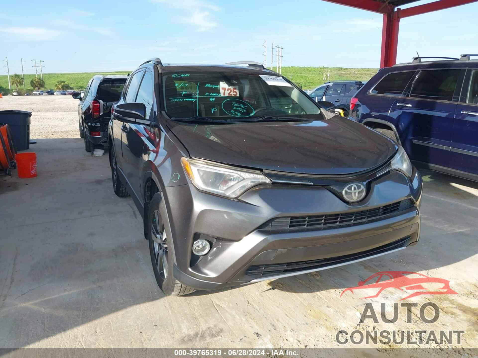 TOYOTA RAV4 2018 - JTMWFREV6JD122390