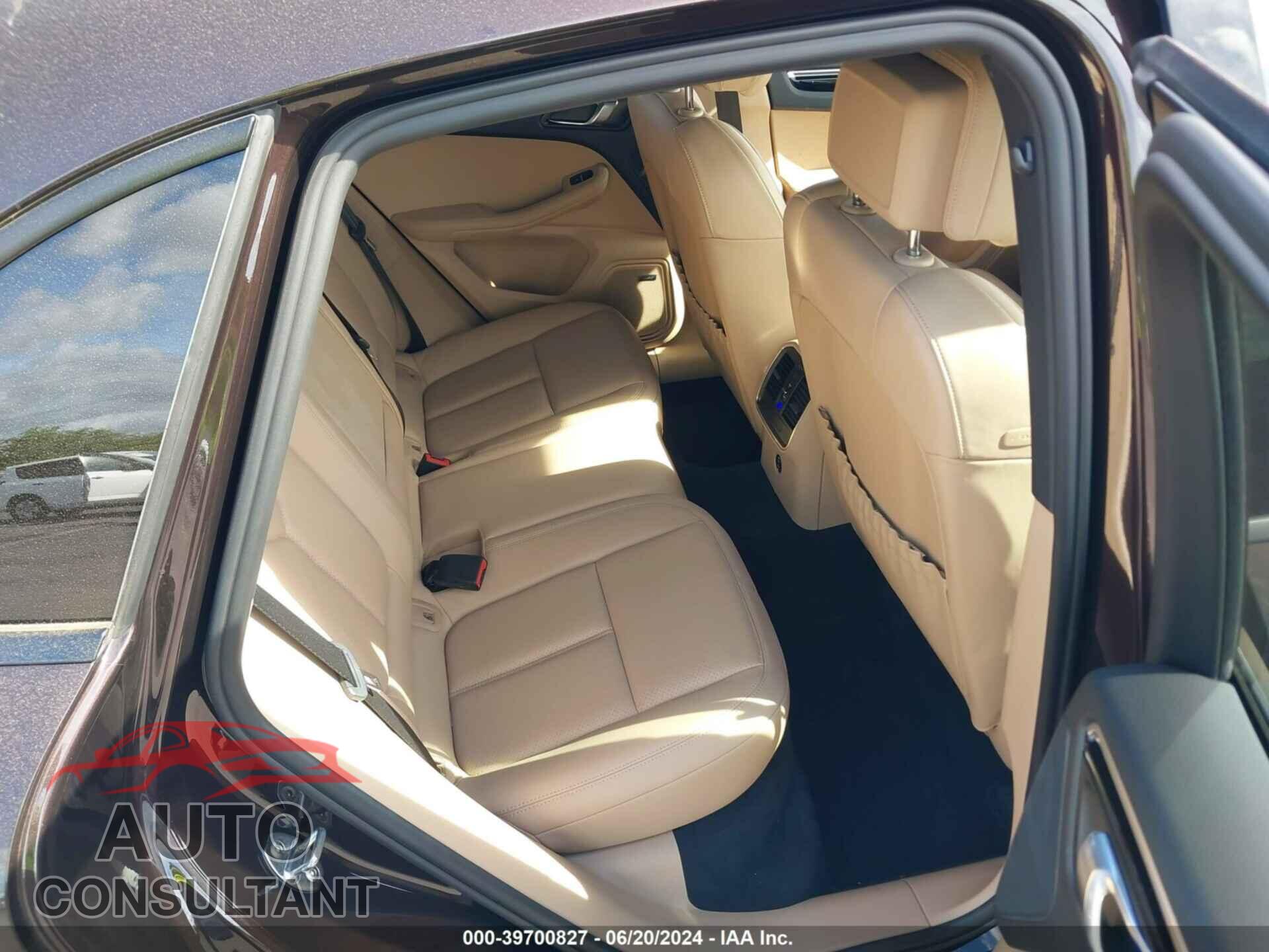 PORSCHE MACAN 2021 - WP1AA2A52MLB01986