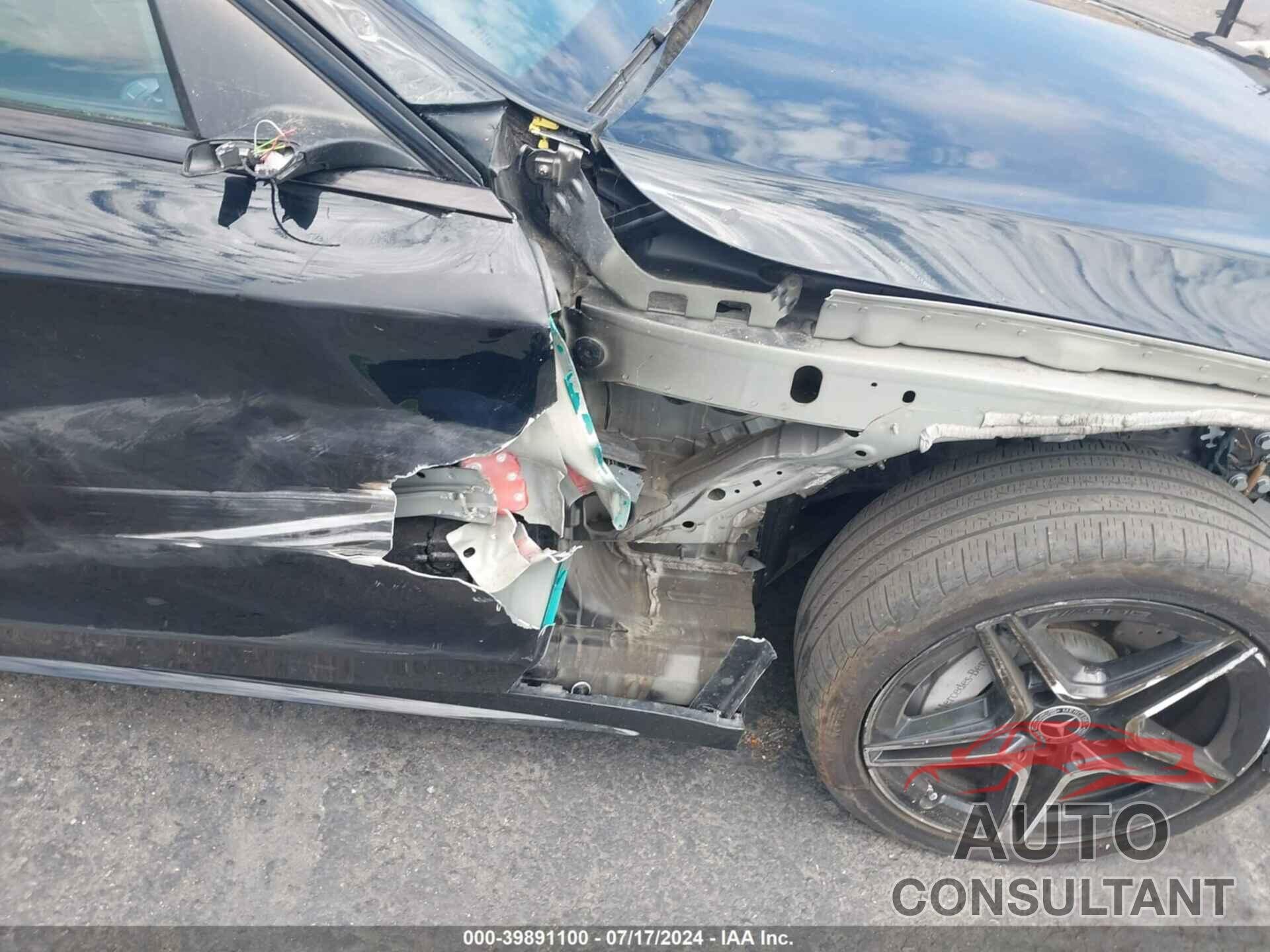 MERCEDES-BENZ C 300 2019 - 55SWF8DB4KU306415