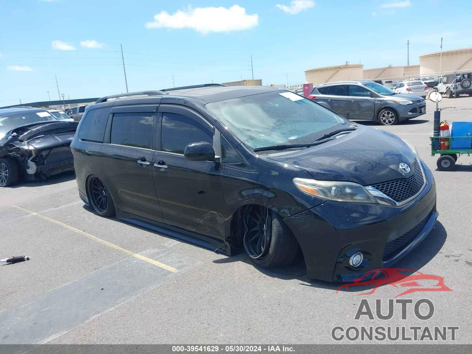 TOYOTA SIENNA 2017 - 5TDXZ3DC5HS791774