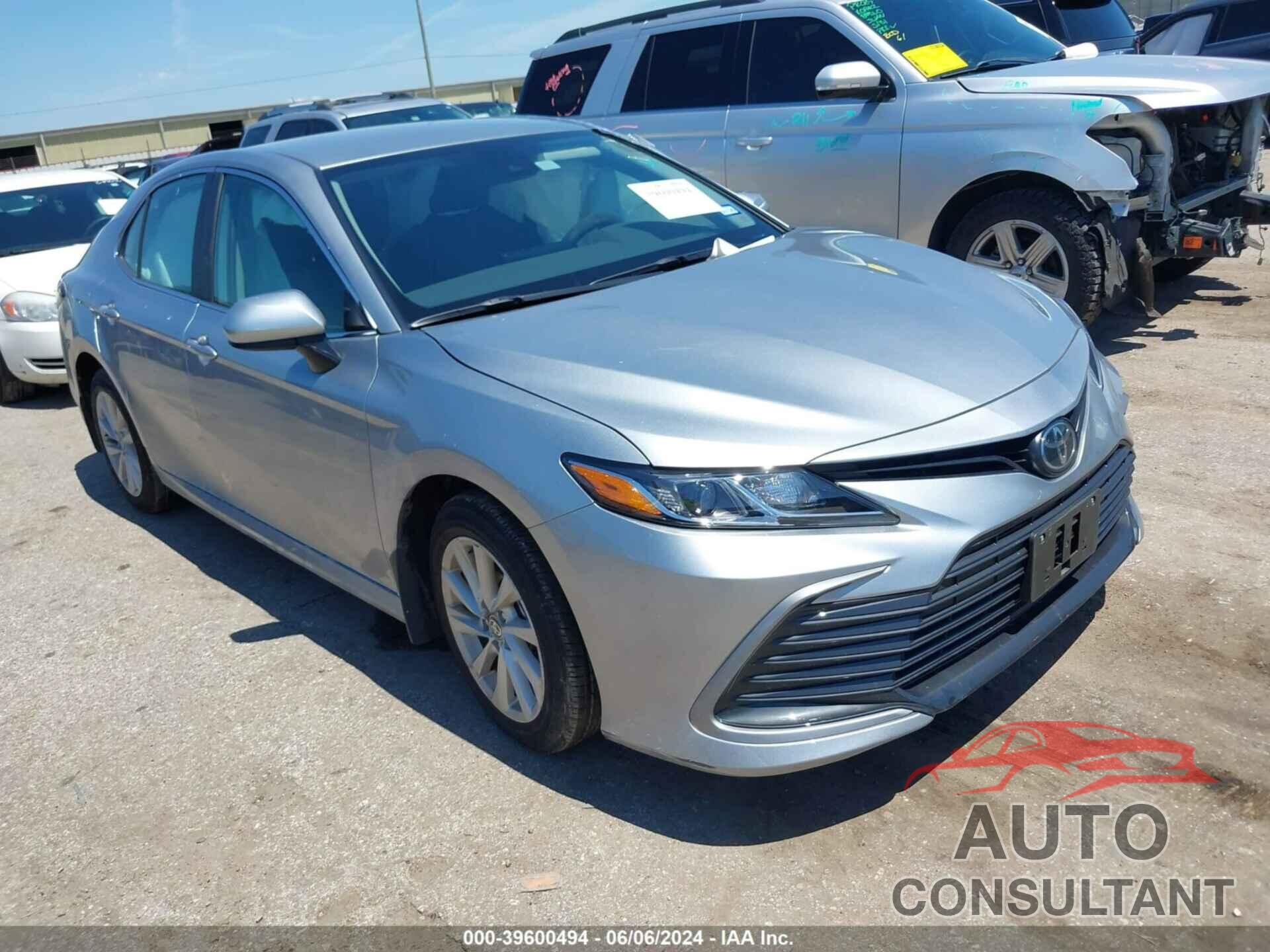 TOYOTA CAMRY 2024 - 4T1C11AK0RU894177