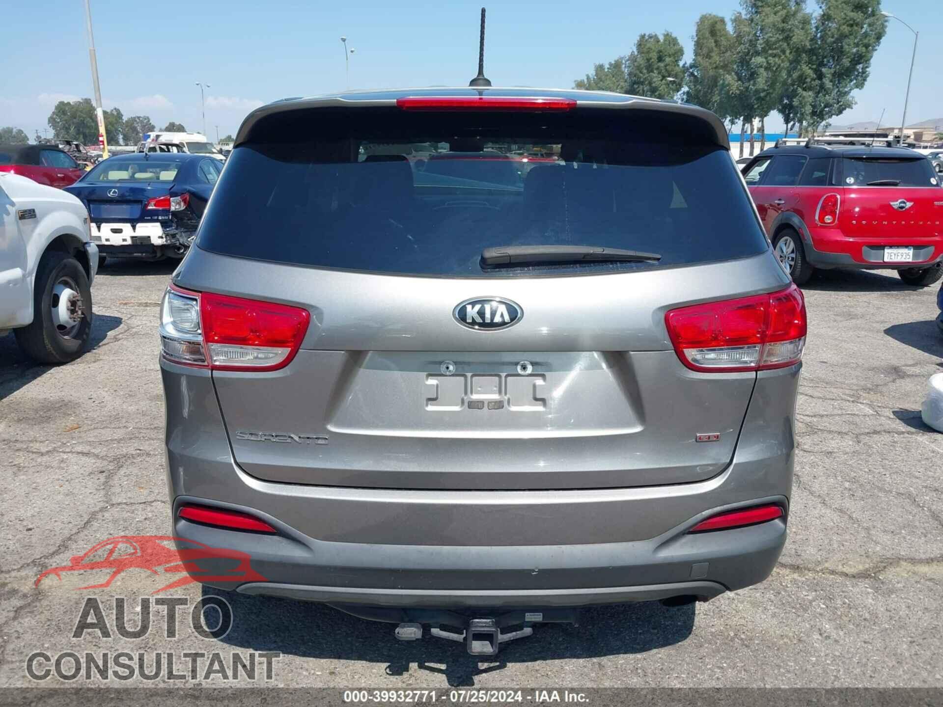 KIA SORENTO 2017 - 5XYPG4A36HG287490