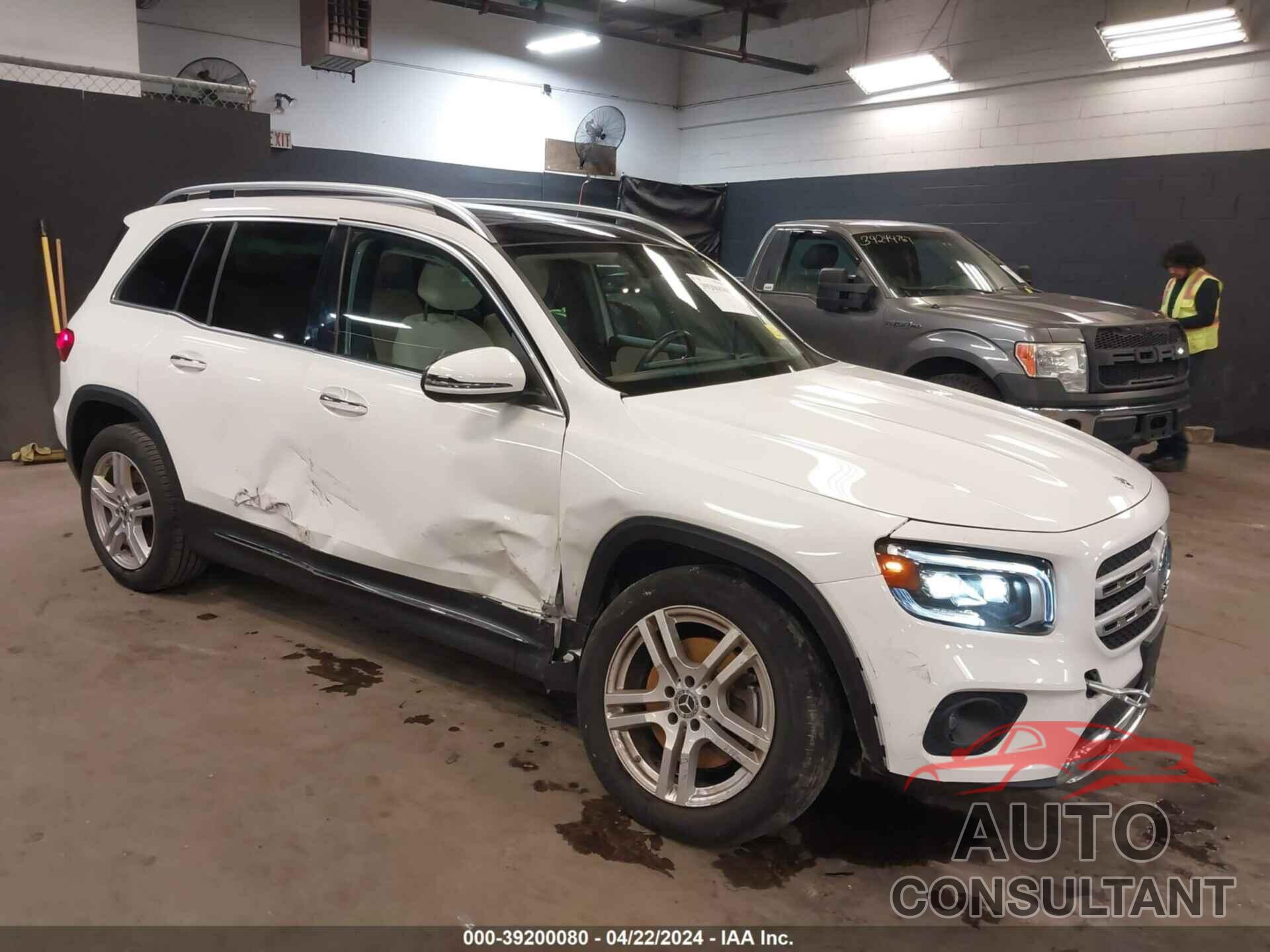 MERCEDES-BENZ GLB 250 2022 - W1N4M4HB3NW258464