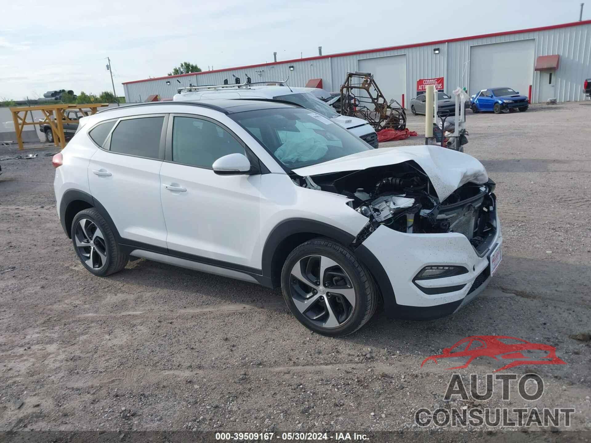 HYUNDAI TUCSON 2018 - KM8J3CA24JU757003