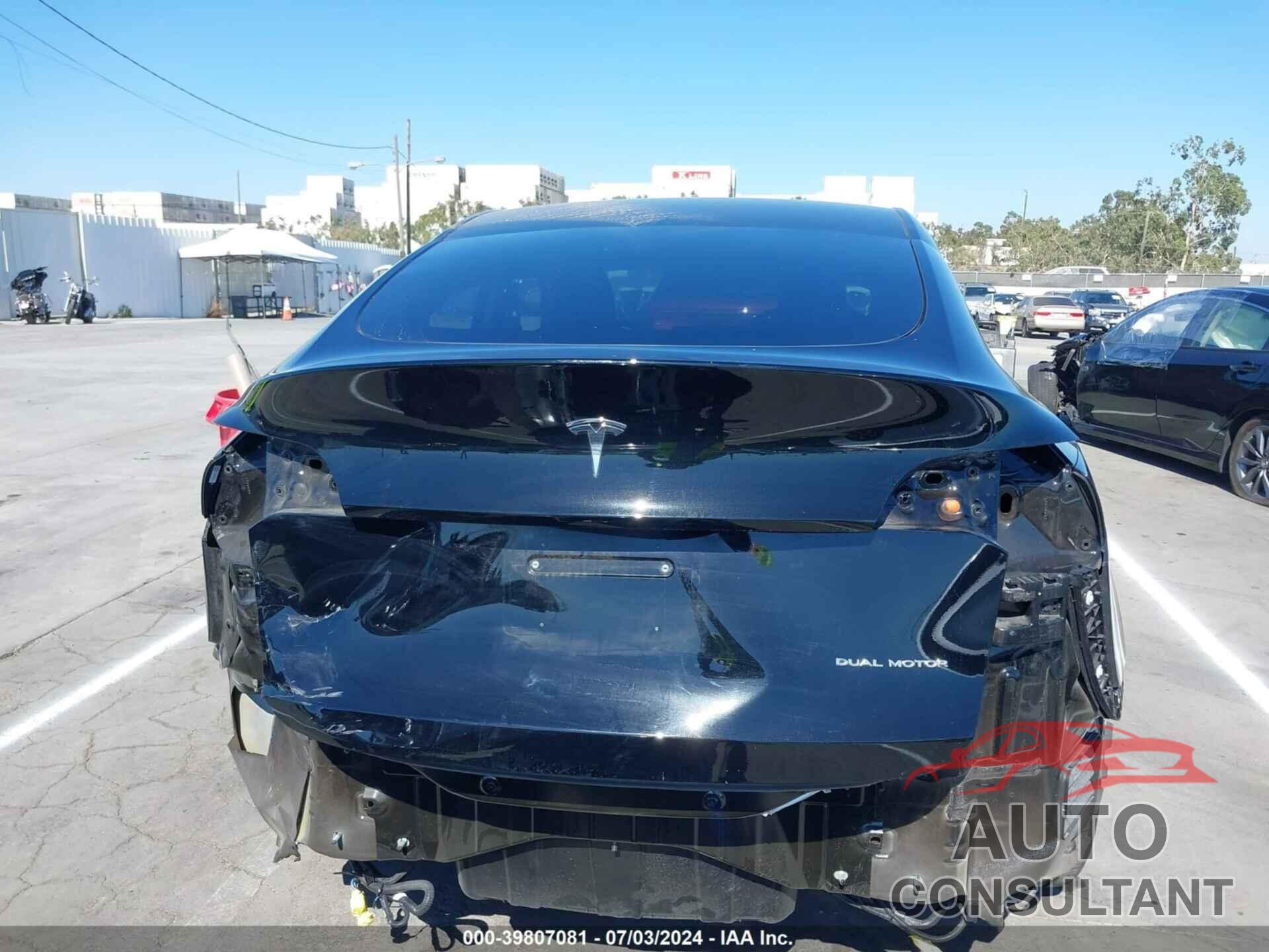 TESLA MODEL Y 2022 - 7SAYGDEE7NF514224