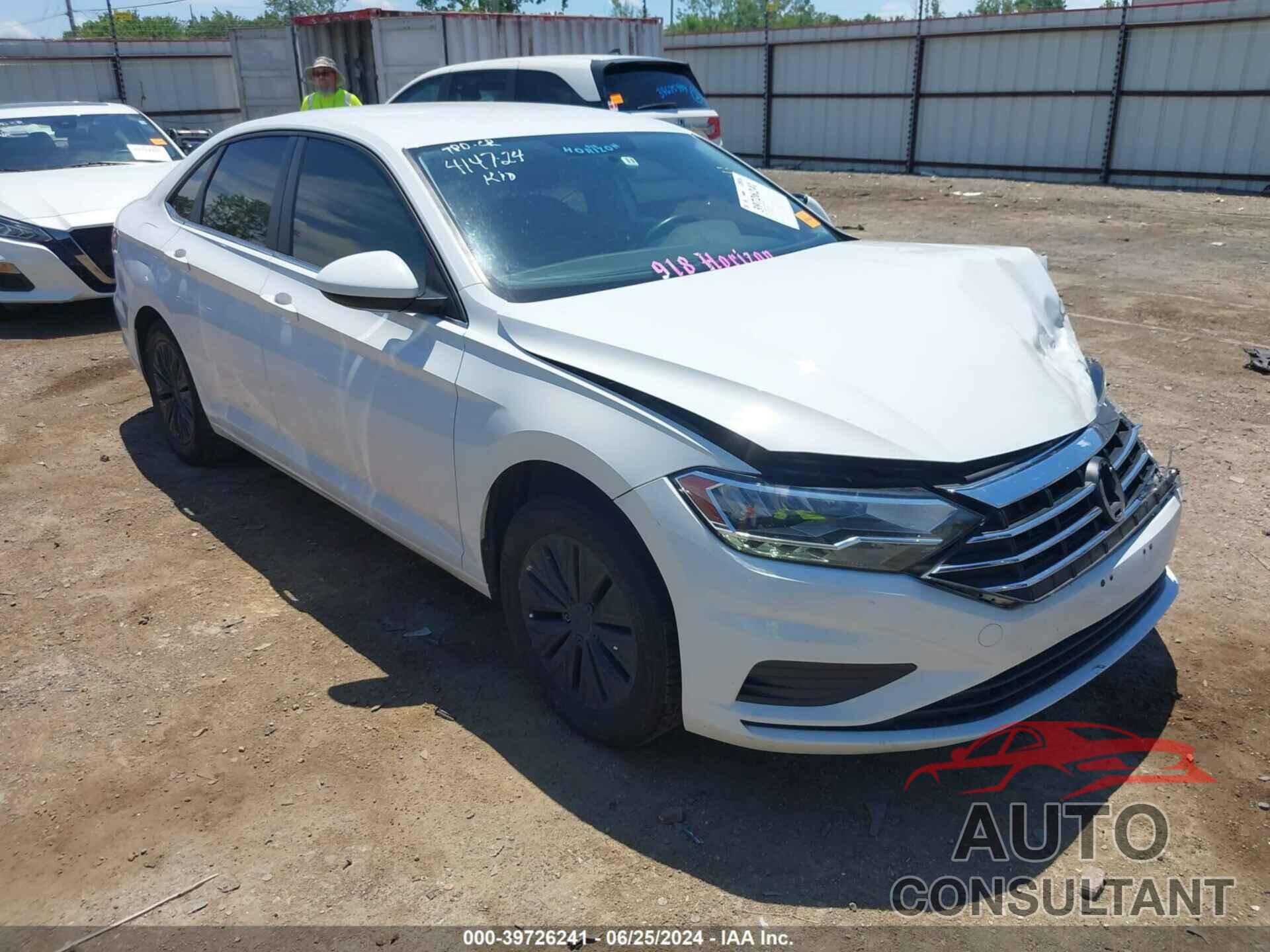 VOLKSWAGEN JETTA 2019 - 3VWN57BU7KM005726