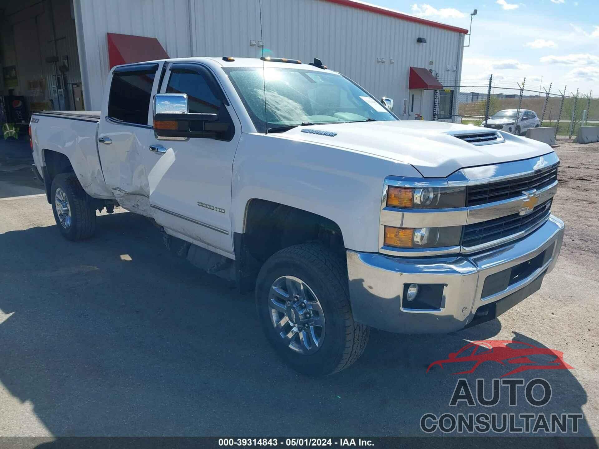 CHEVROLET SILVERADO 3500HD 2017 - 1GC4K0CY5HF221261