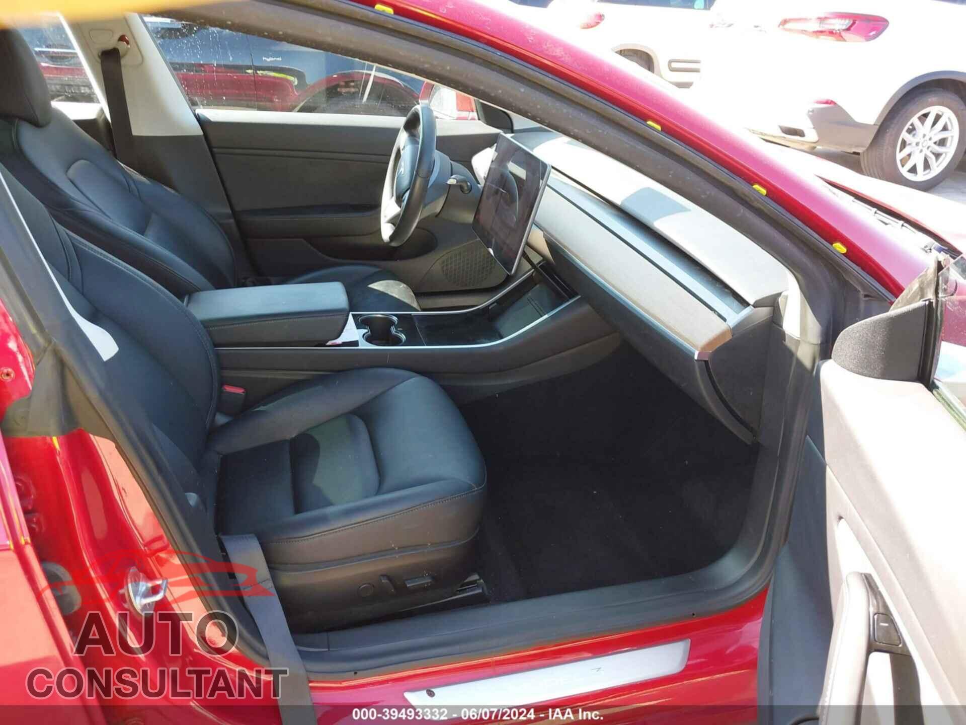 TESLA MODEL 3 2019 - 5YJ3E1EA3KF308709