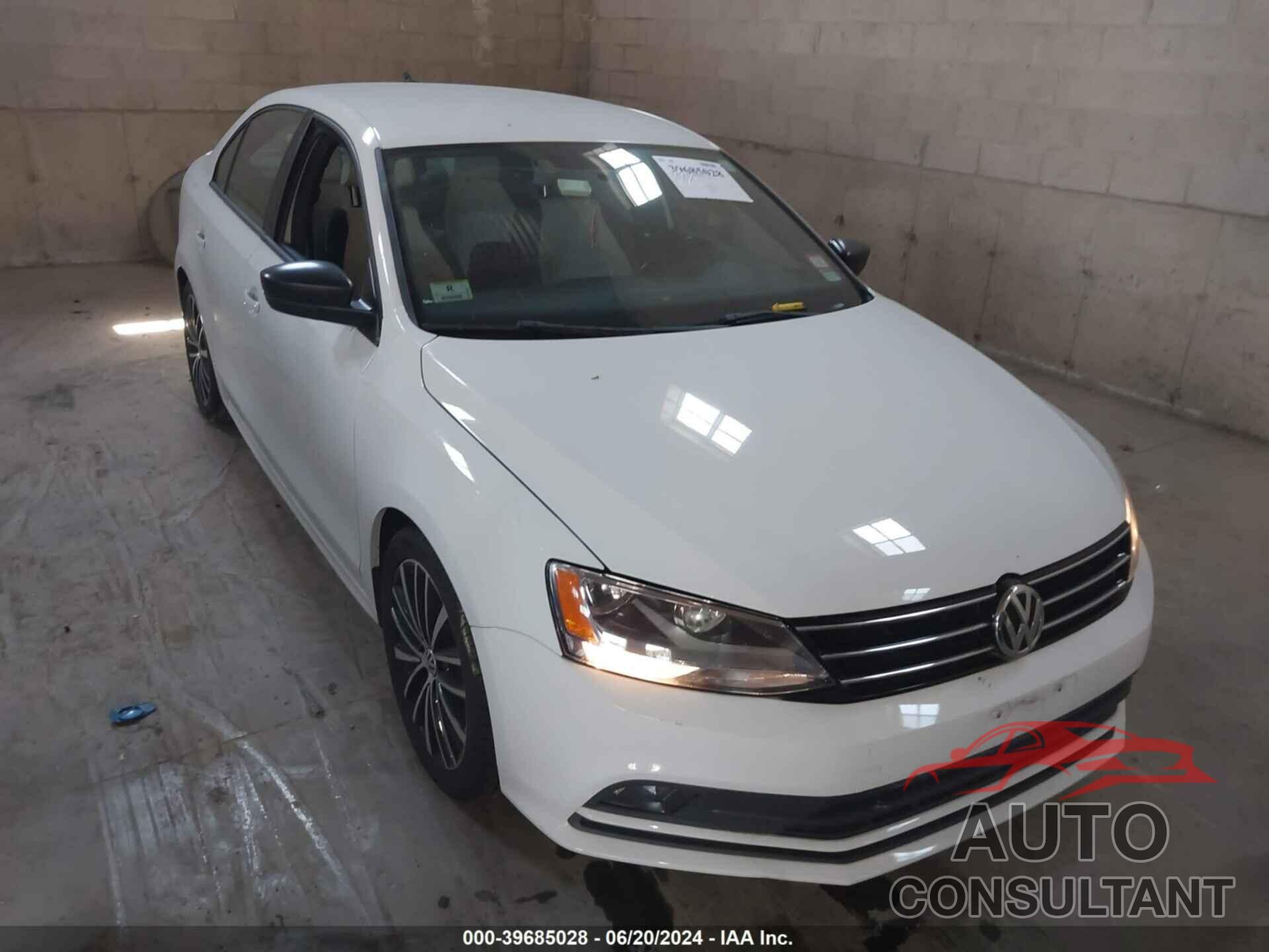 VOLKSWAGEN JETTA 2016 - 3VWD17AJ7GM359946