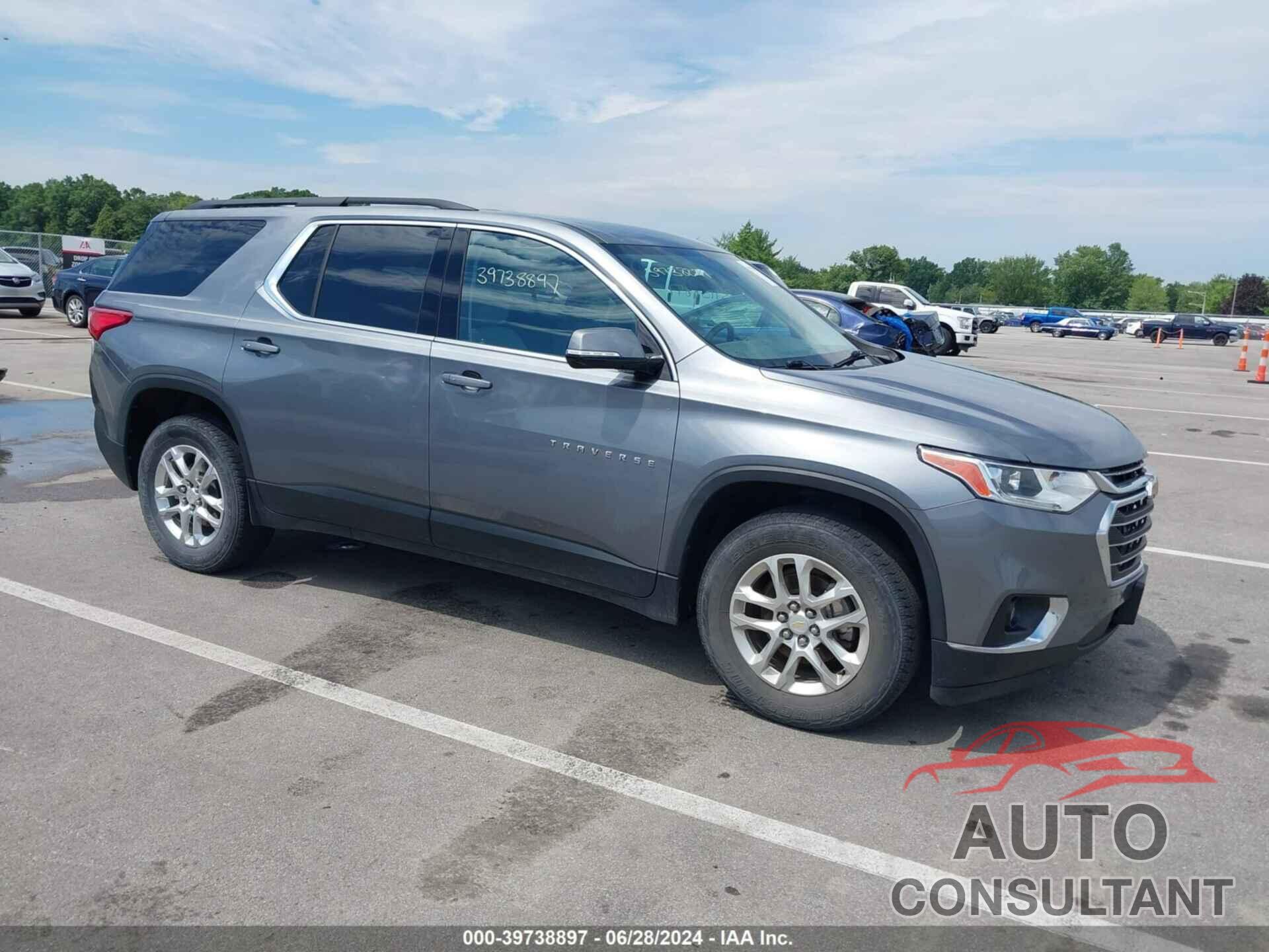 CHEVROLET TRAVERSE 2019 - 1GNERGKW3KJ139209